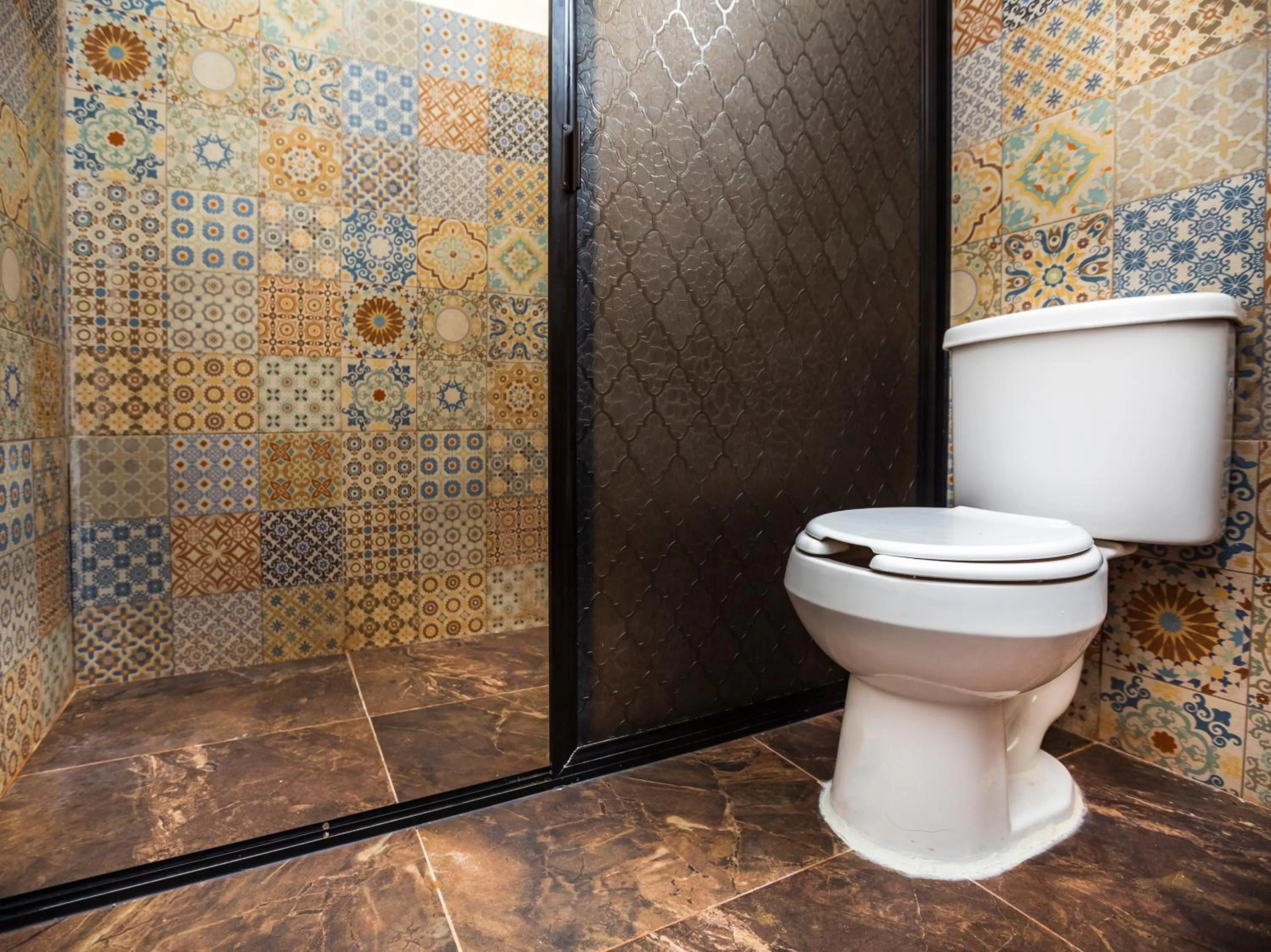 Bathroom in Casa Aluxes Hotel