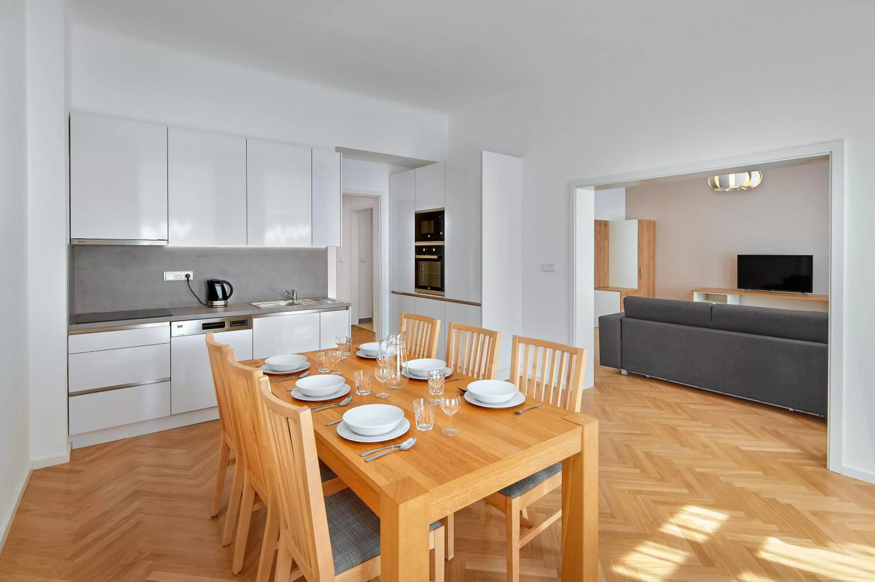 TV and multimedia in Downtown Suites Kodanska