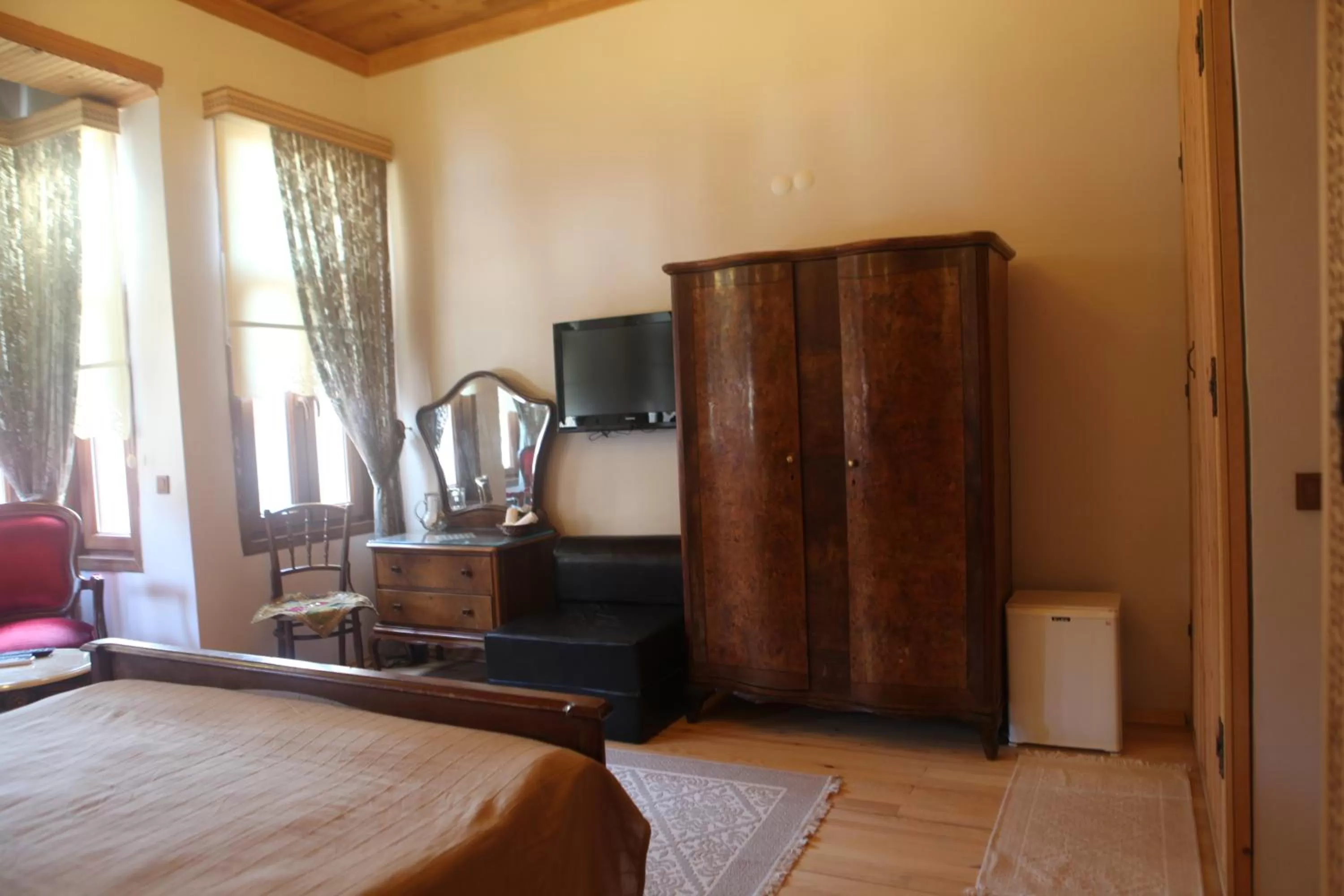 Day, Bed in Tom Square Boutique Hotel