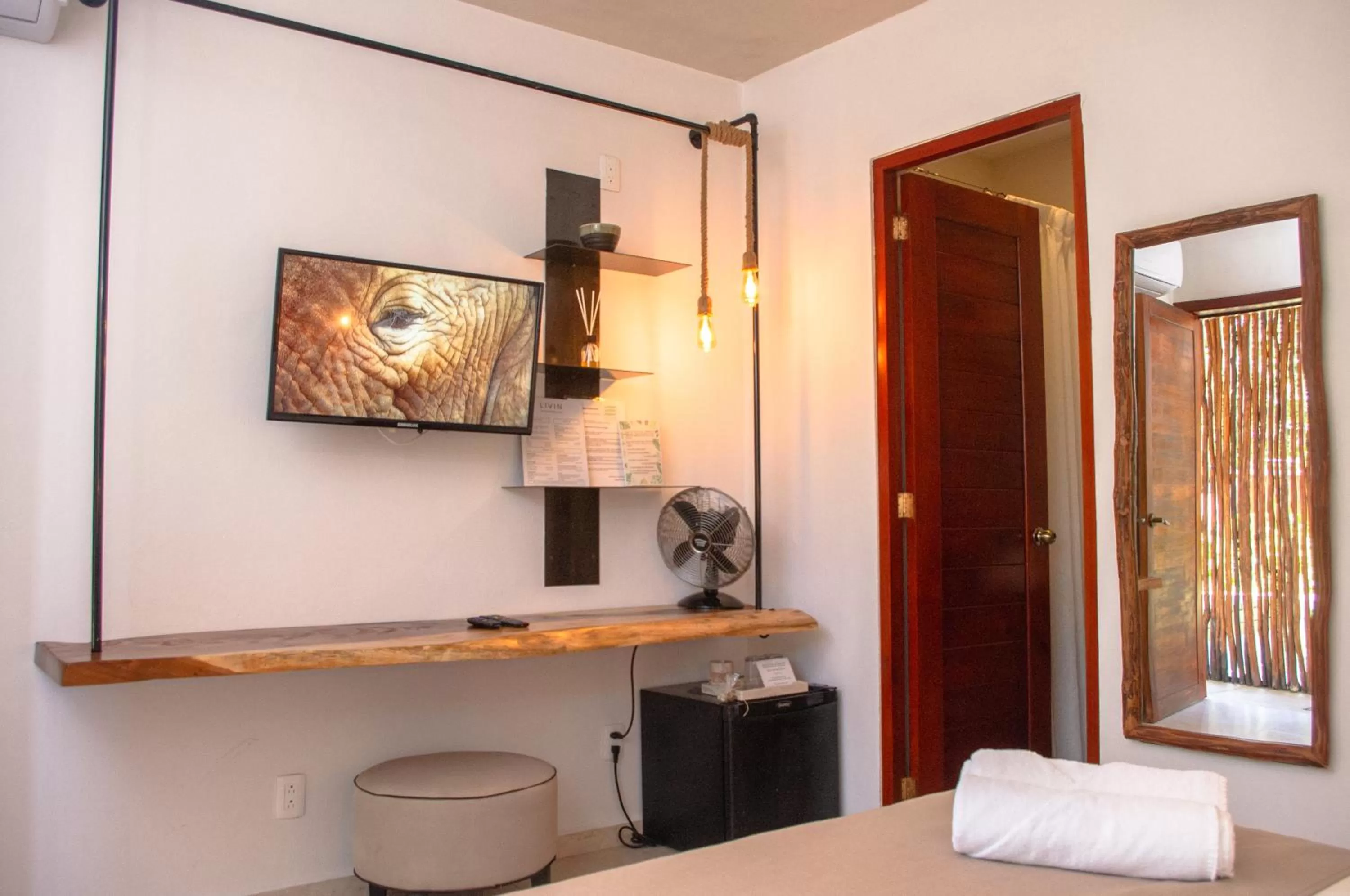 Photo of the whole room, Bed in AGAM Hotel Boutique Bacalar - Adults Only