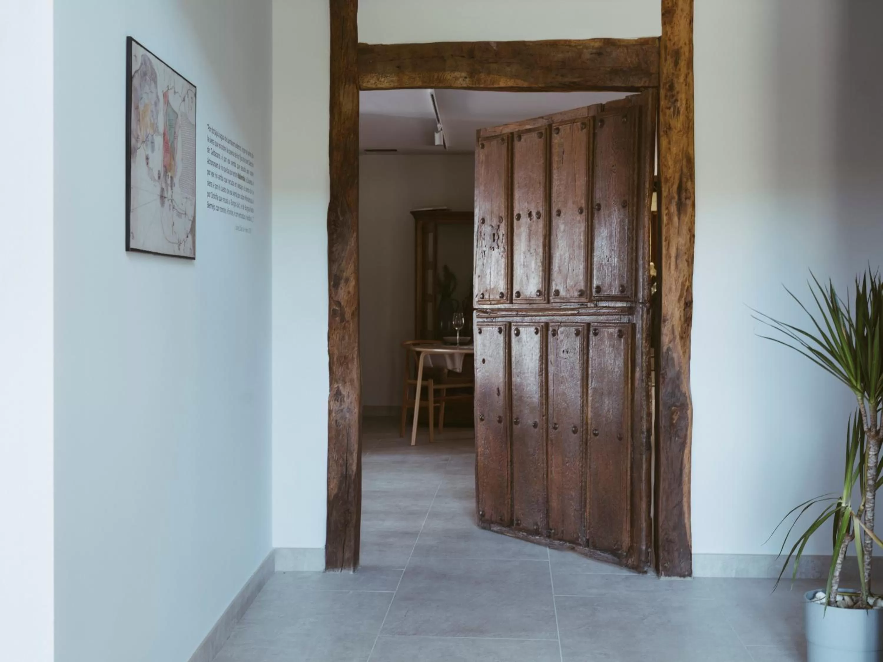 Lobby or reception in Hotel Nafarrola - Gastronomy & Wine