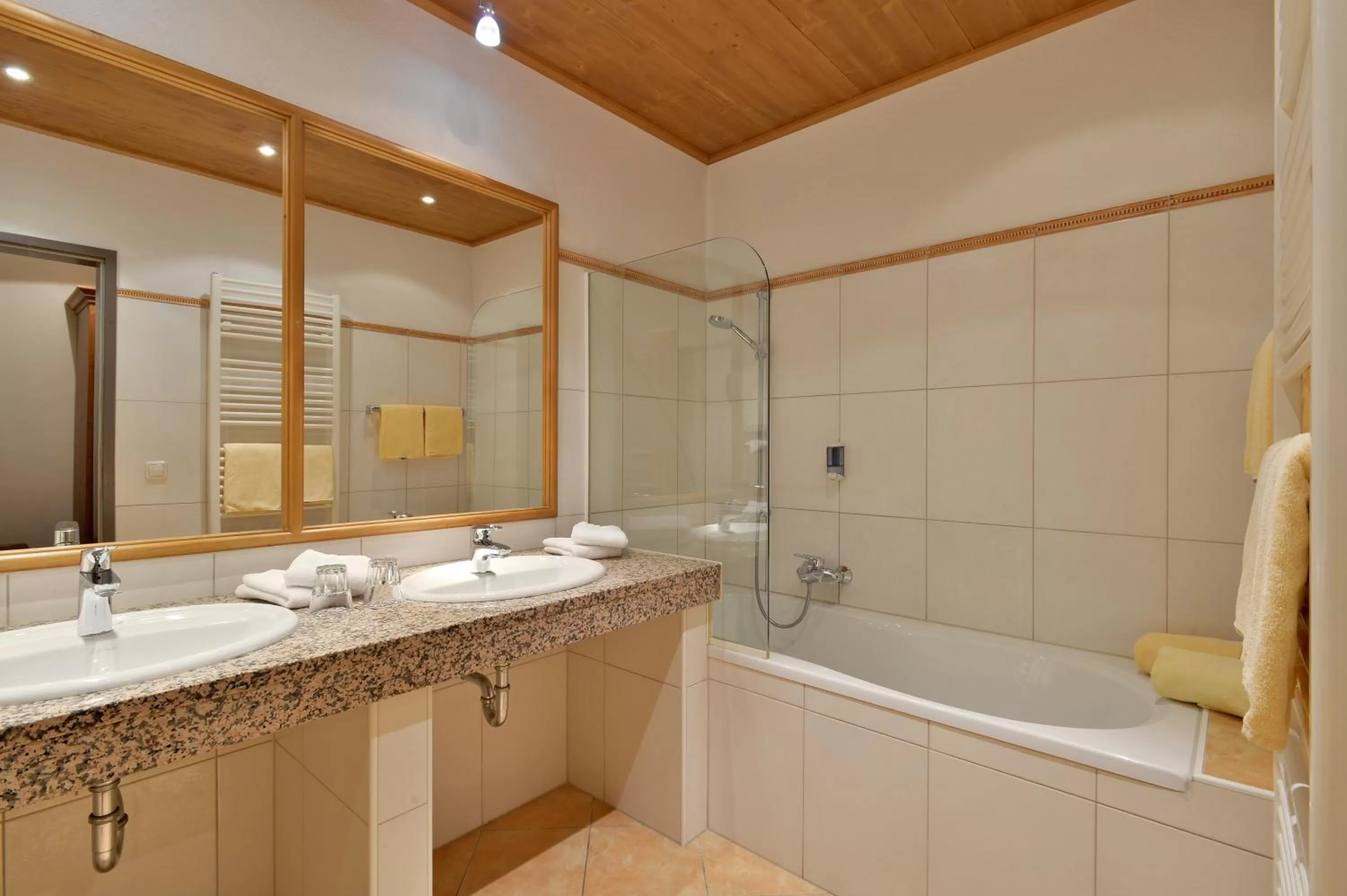 Bathroom in Familienparadies Sporthotel Achensee - FAMILIES ONLY