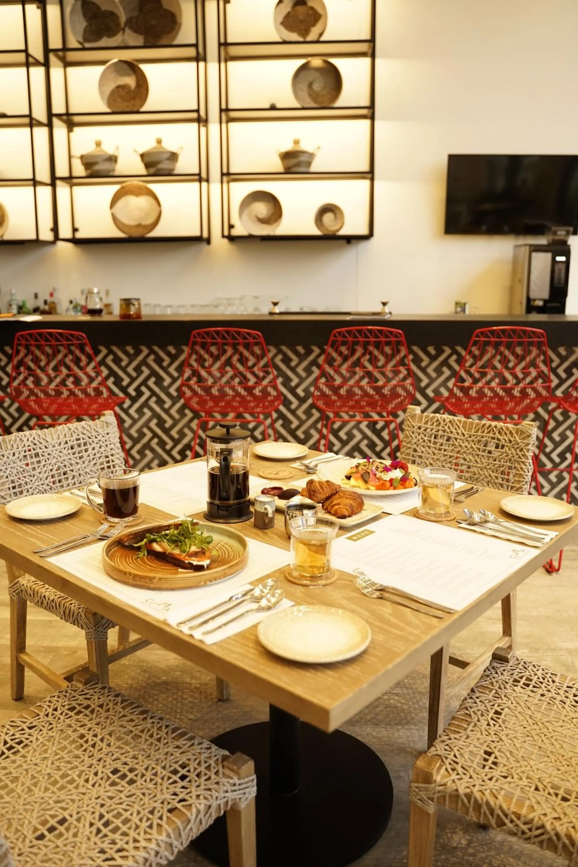 Restaurant/places to eat in Hotel Kumiai Inn