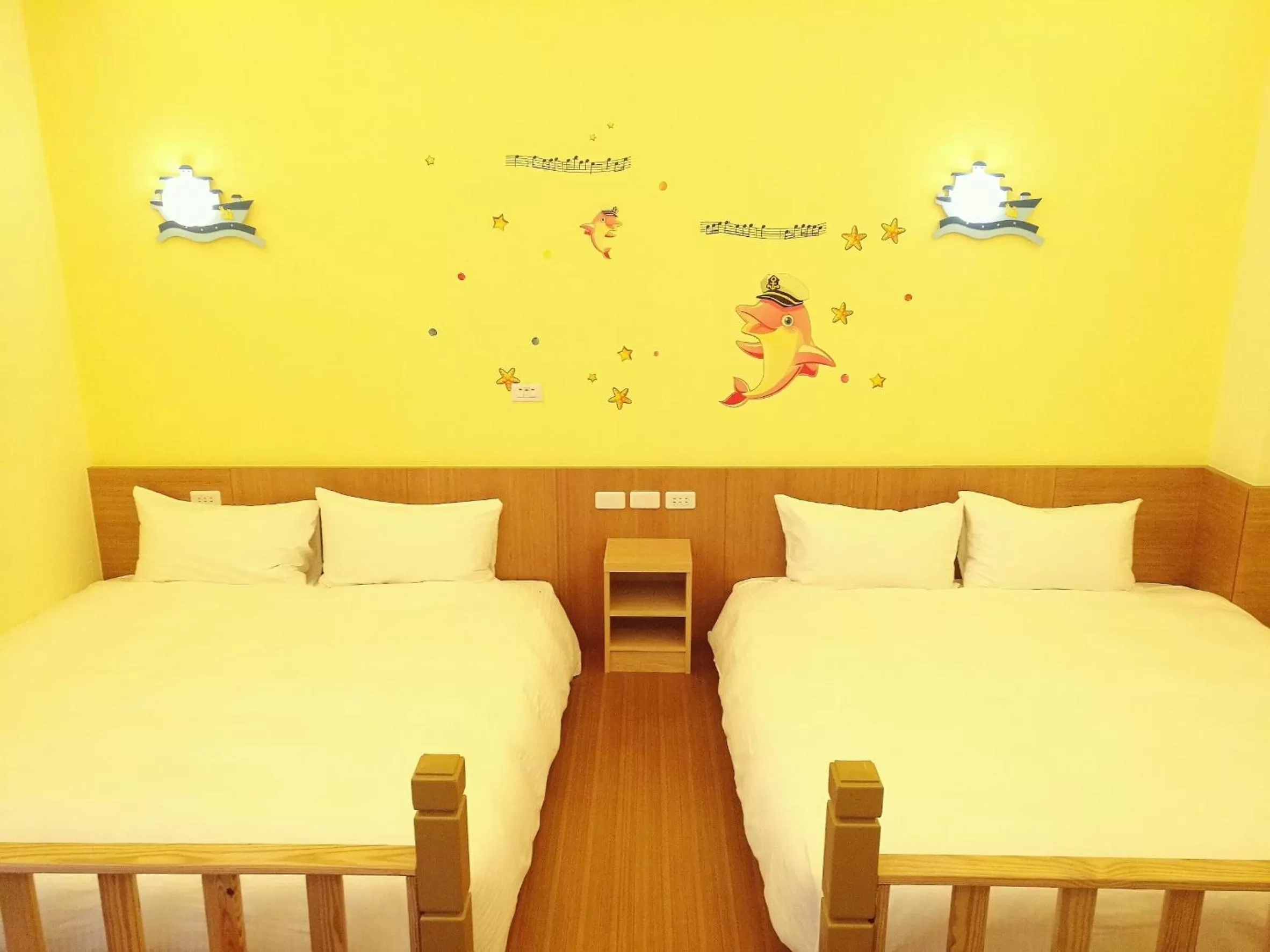 Bed in Love Ocean & Happy Bay HomeStay