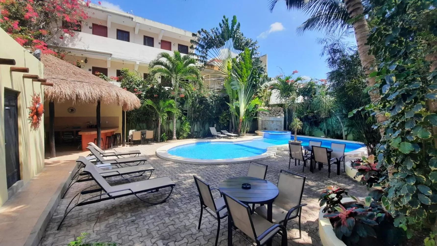 Pool view in Hotel LunaSol