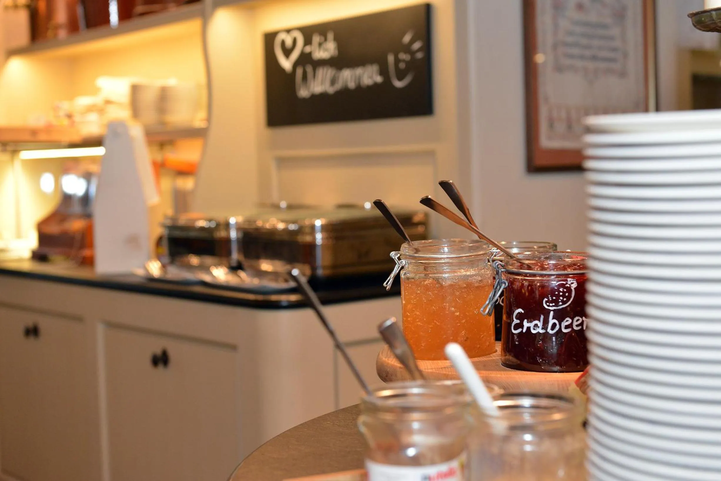 Continental breakfast in Hotel Reichsküchenmeister