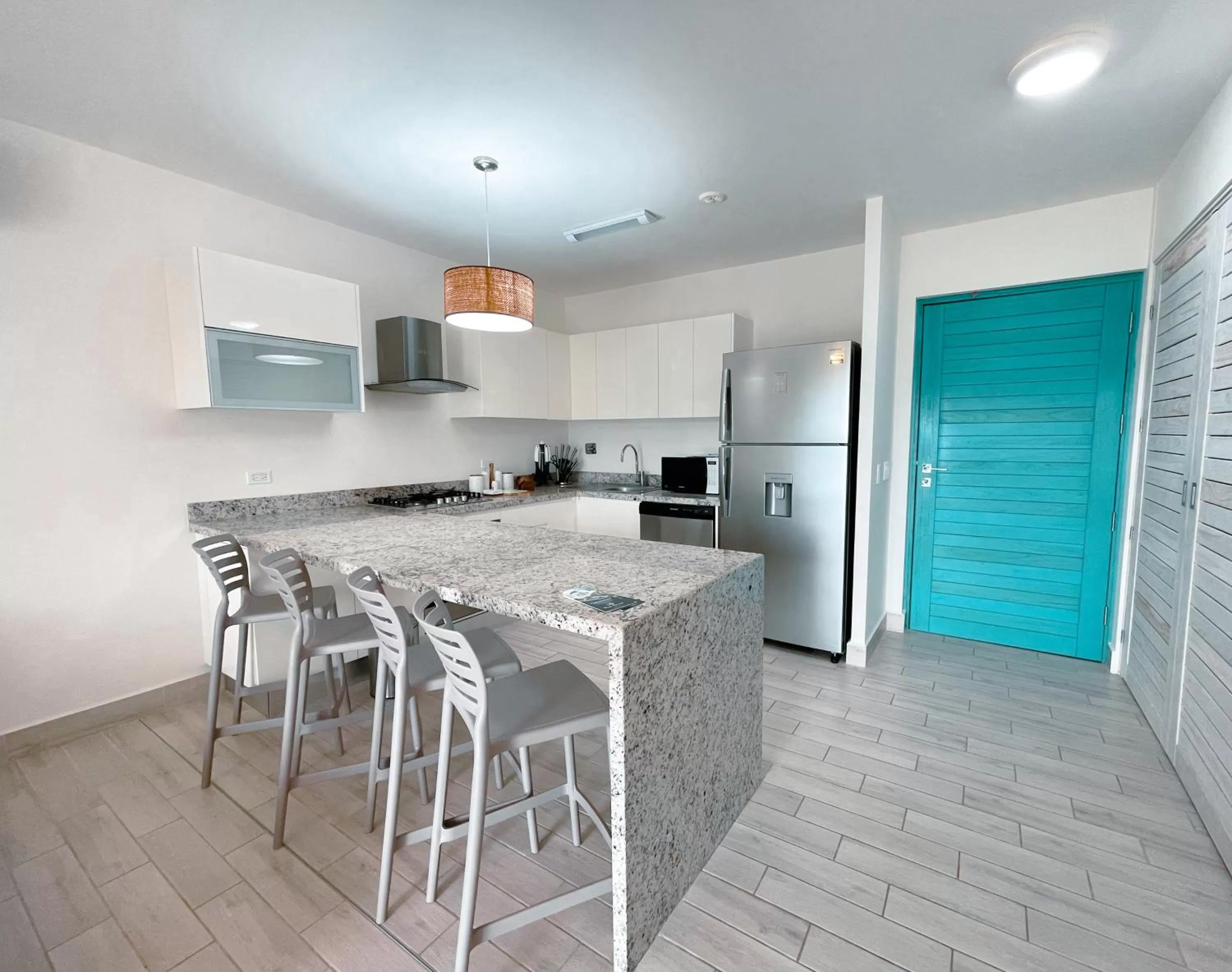 Kitchen/Kitchenette in Playa Caracol Residences
