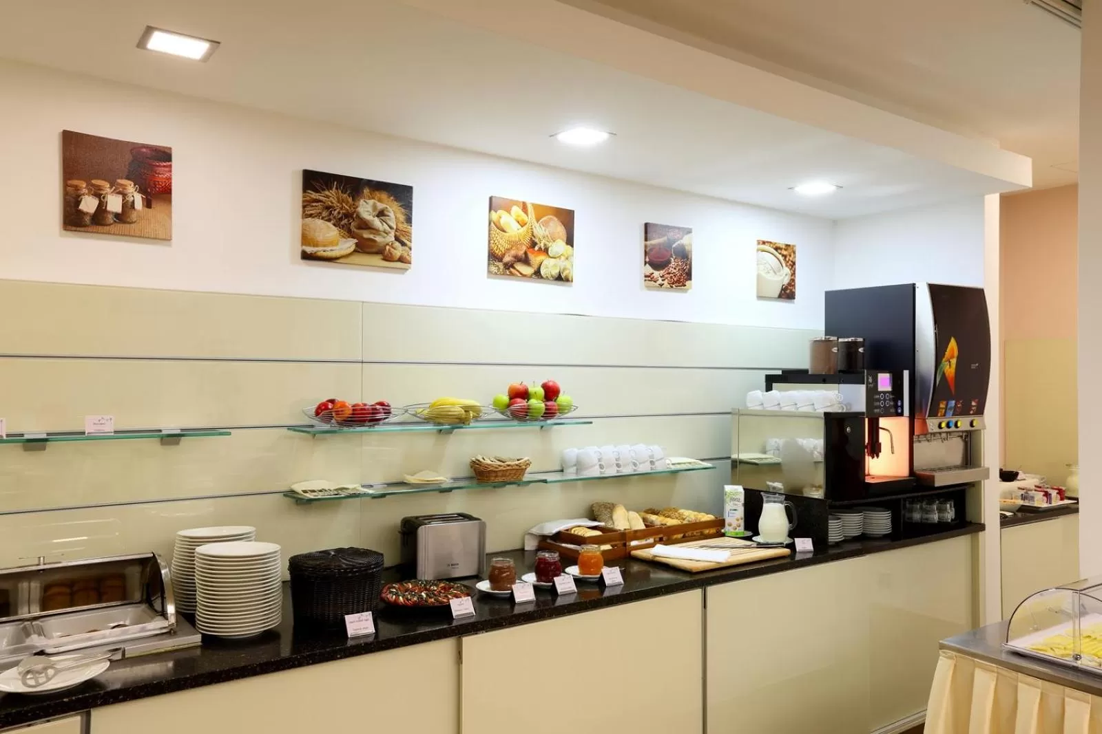 Dining area in Amarilis