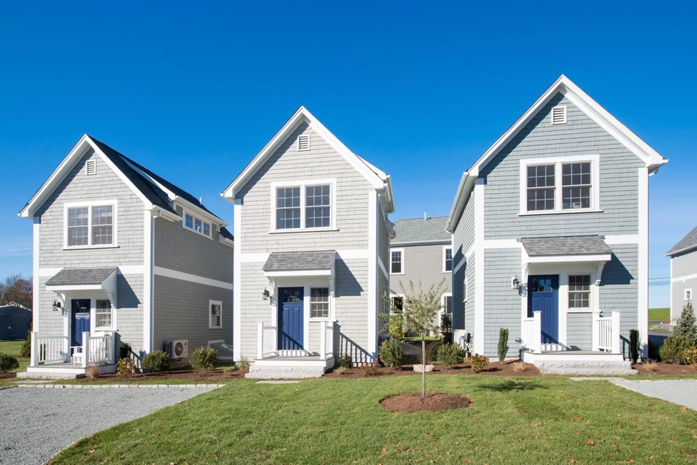 Facade/entrance in The East Island Reserve Hotel