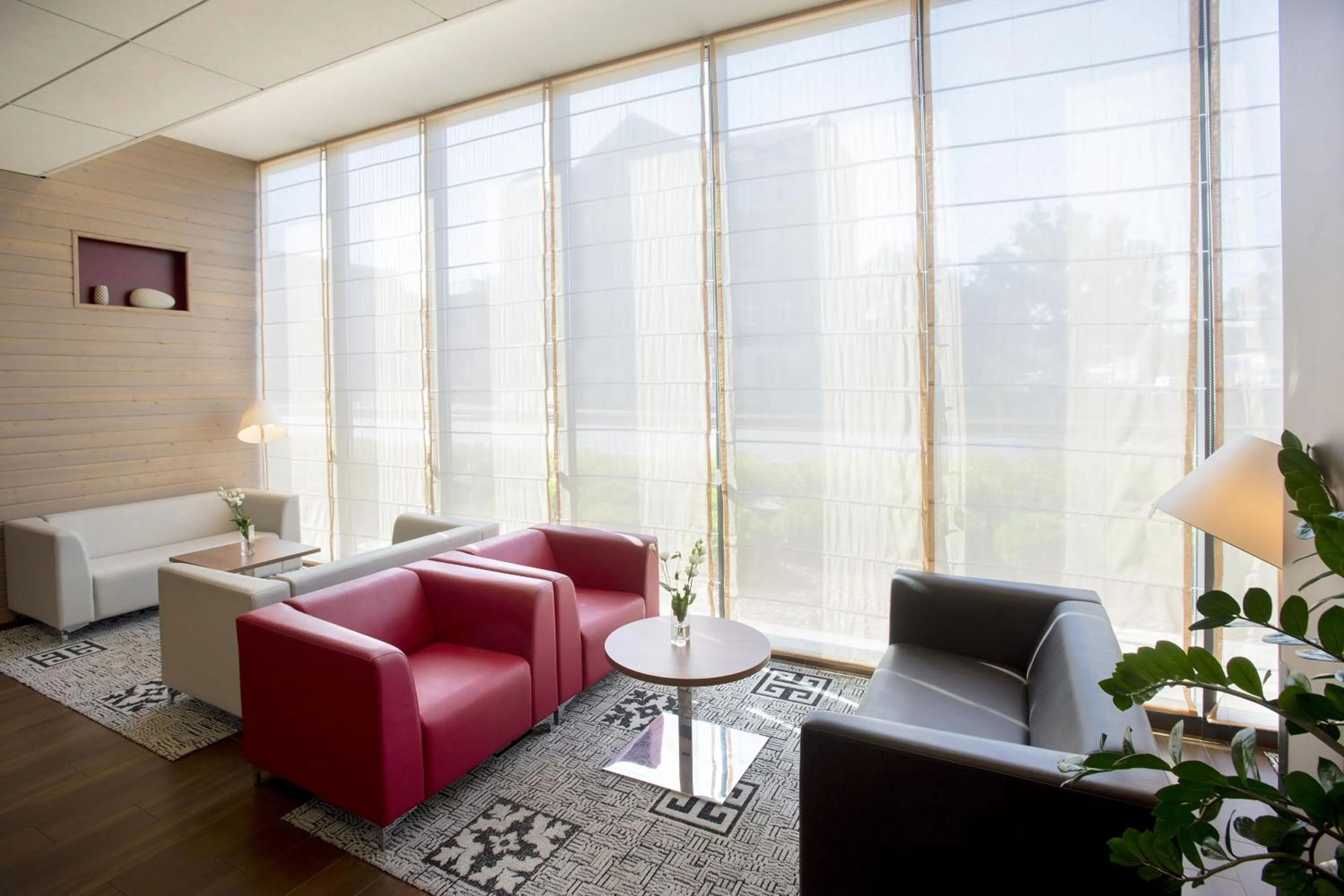 Lobby or reception in Campanile Bydgoszcz