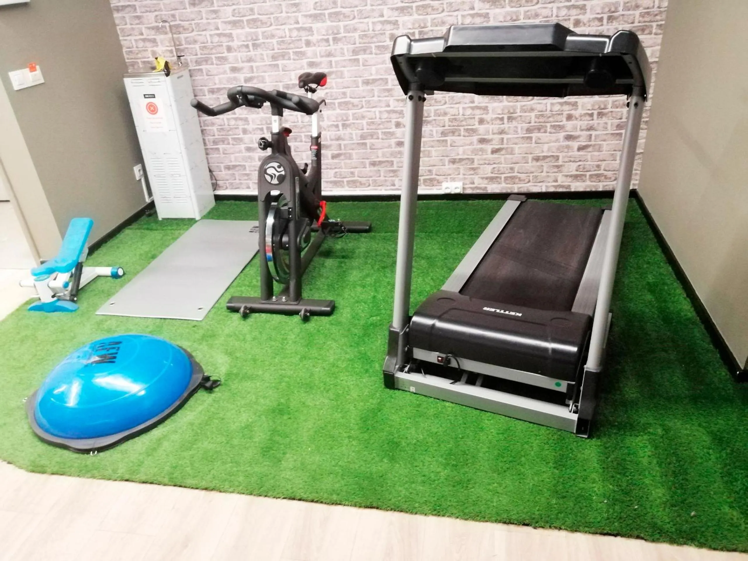 Fitness centre/facilities in Hotel Bed4U Pamplona