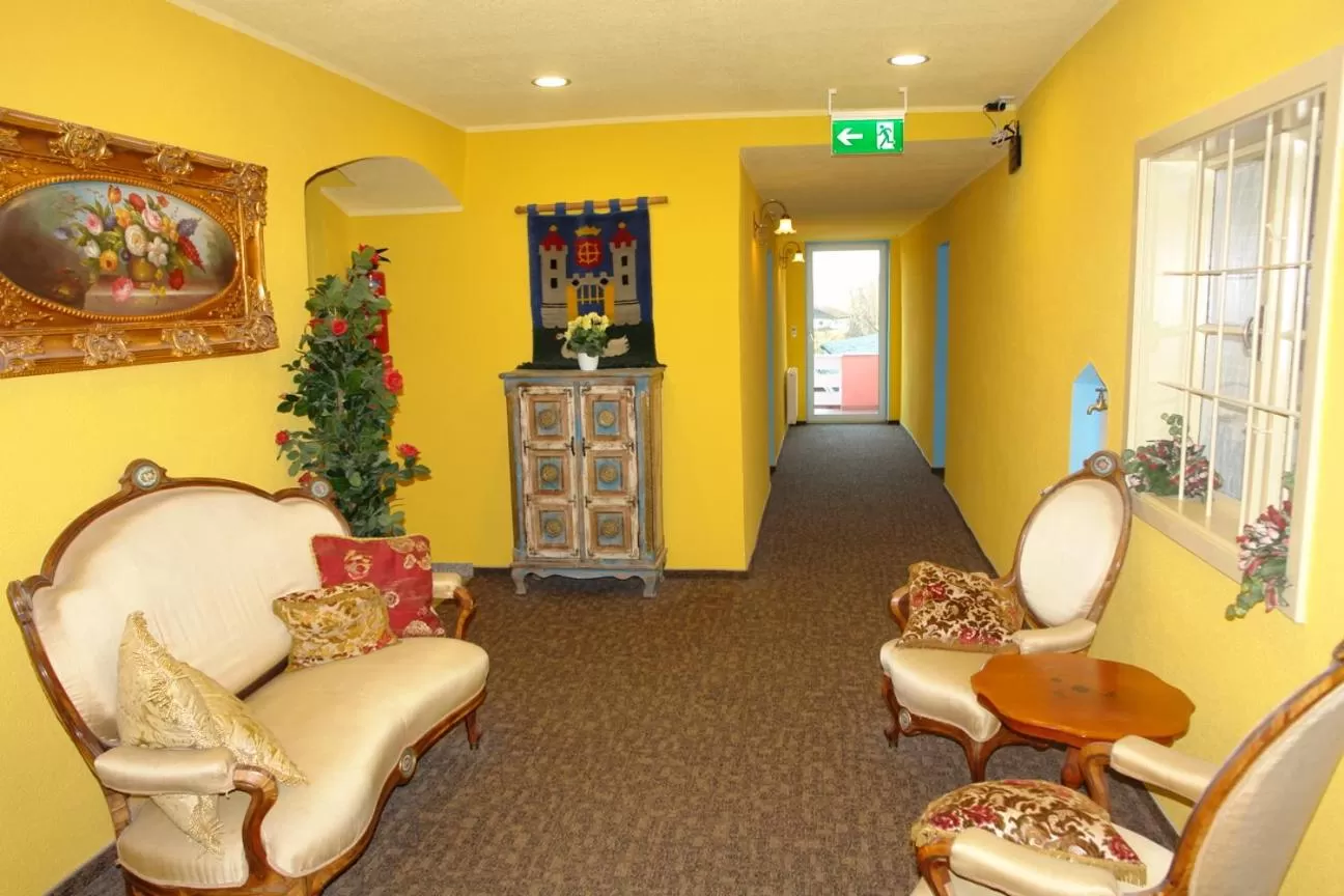 Lobby or reception in Hotel Garni Daniela Urich