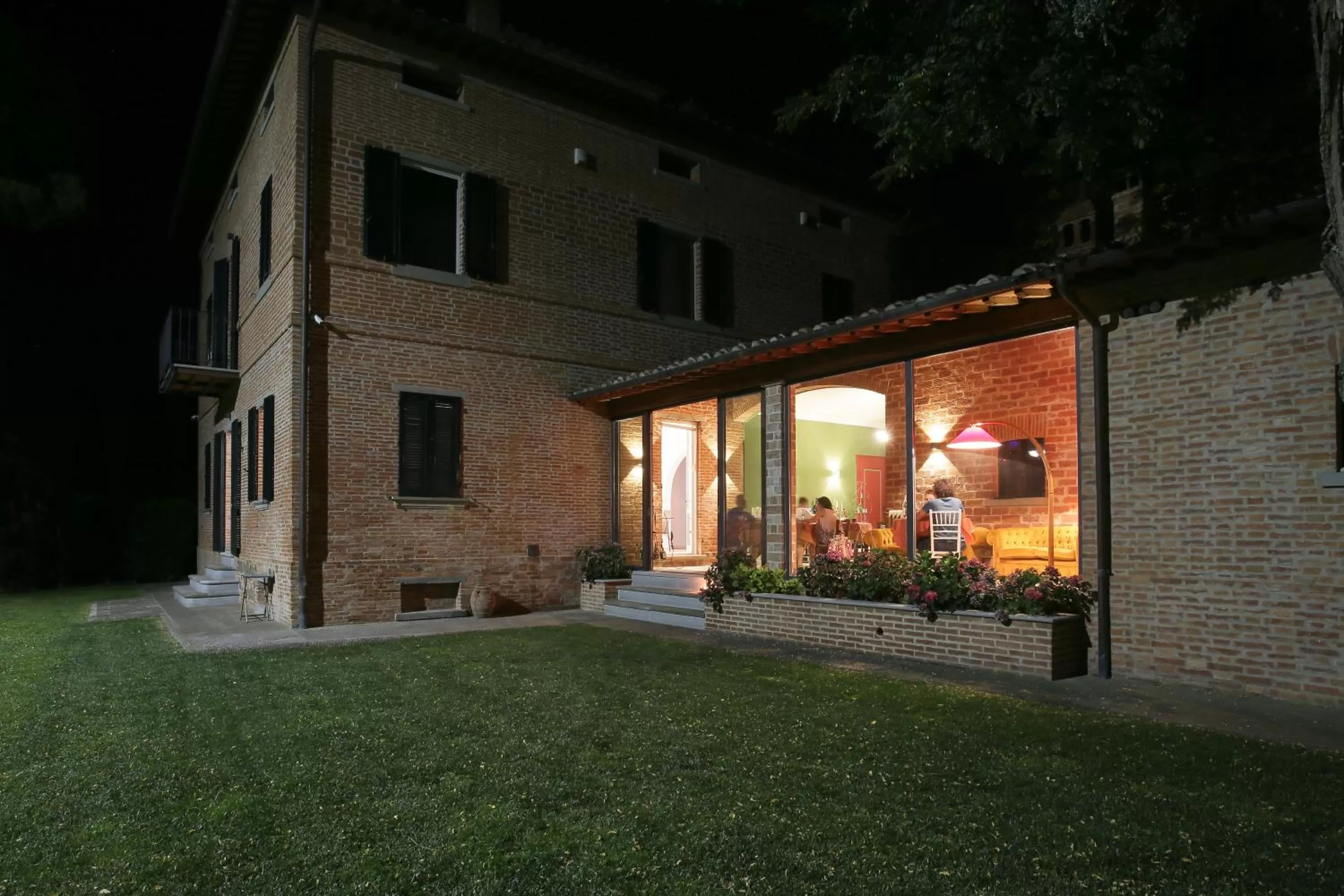 Restaurant/places to eat, Property Building in Relais Montemaggiore