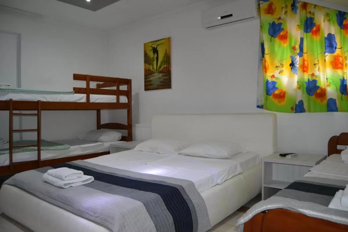 Bunk Bed in LIRA EXCELLENT NIS