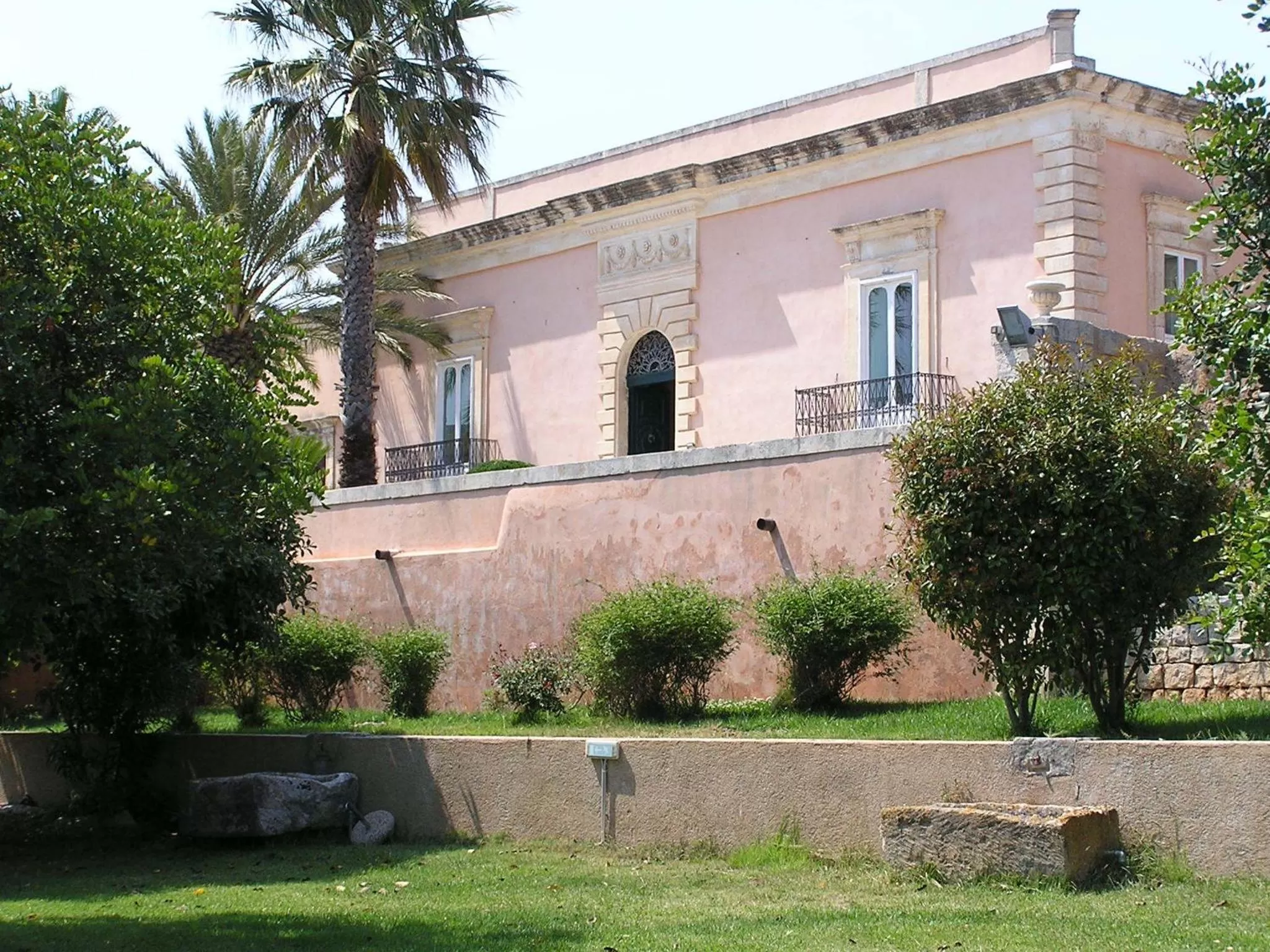 Facade/entrance in Villa Principe Di Belmonte