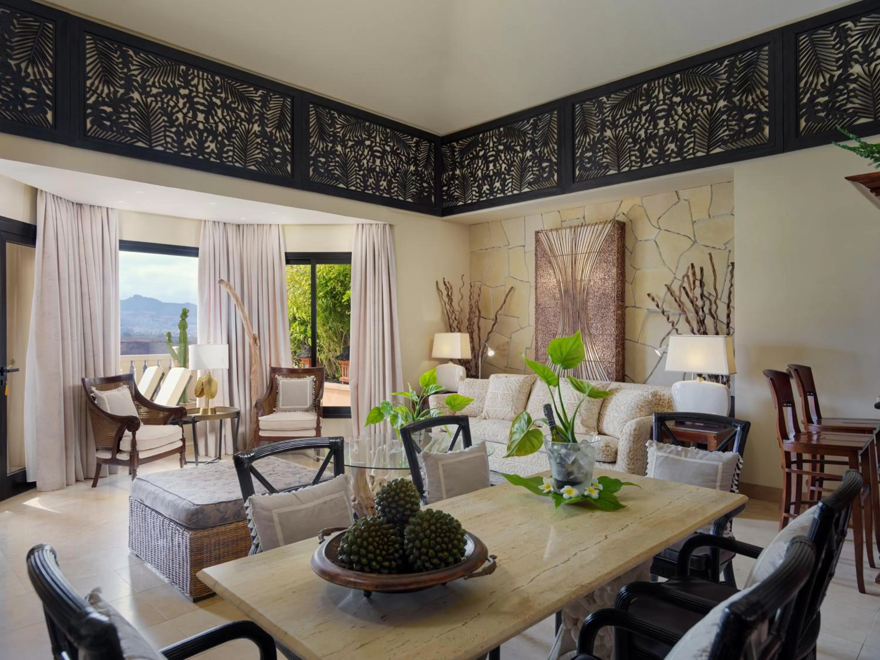 Living room in Royal Garden Villas, Luxury Hotel