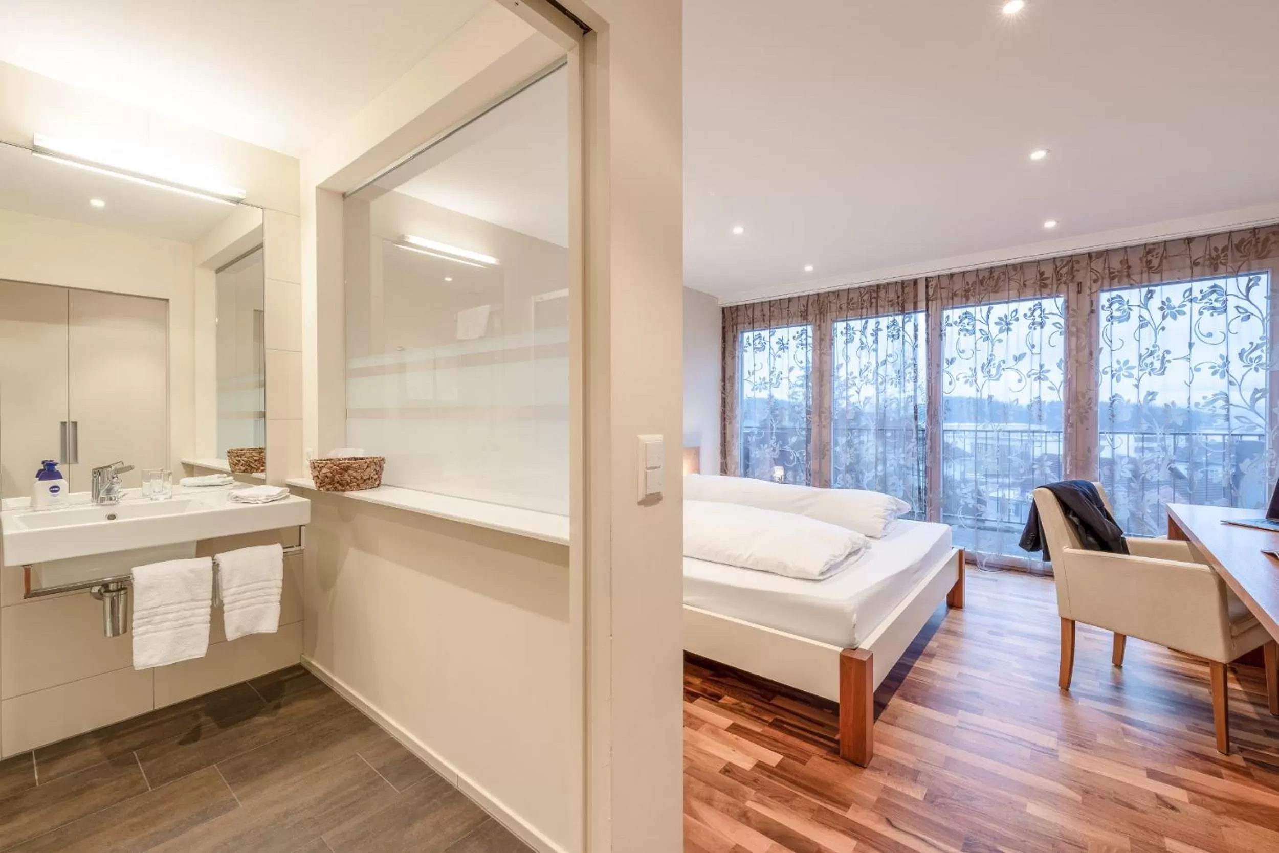 Bed in Hotel Rössli