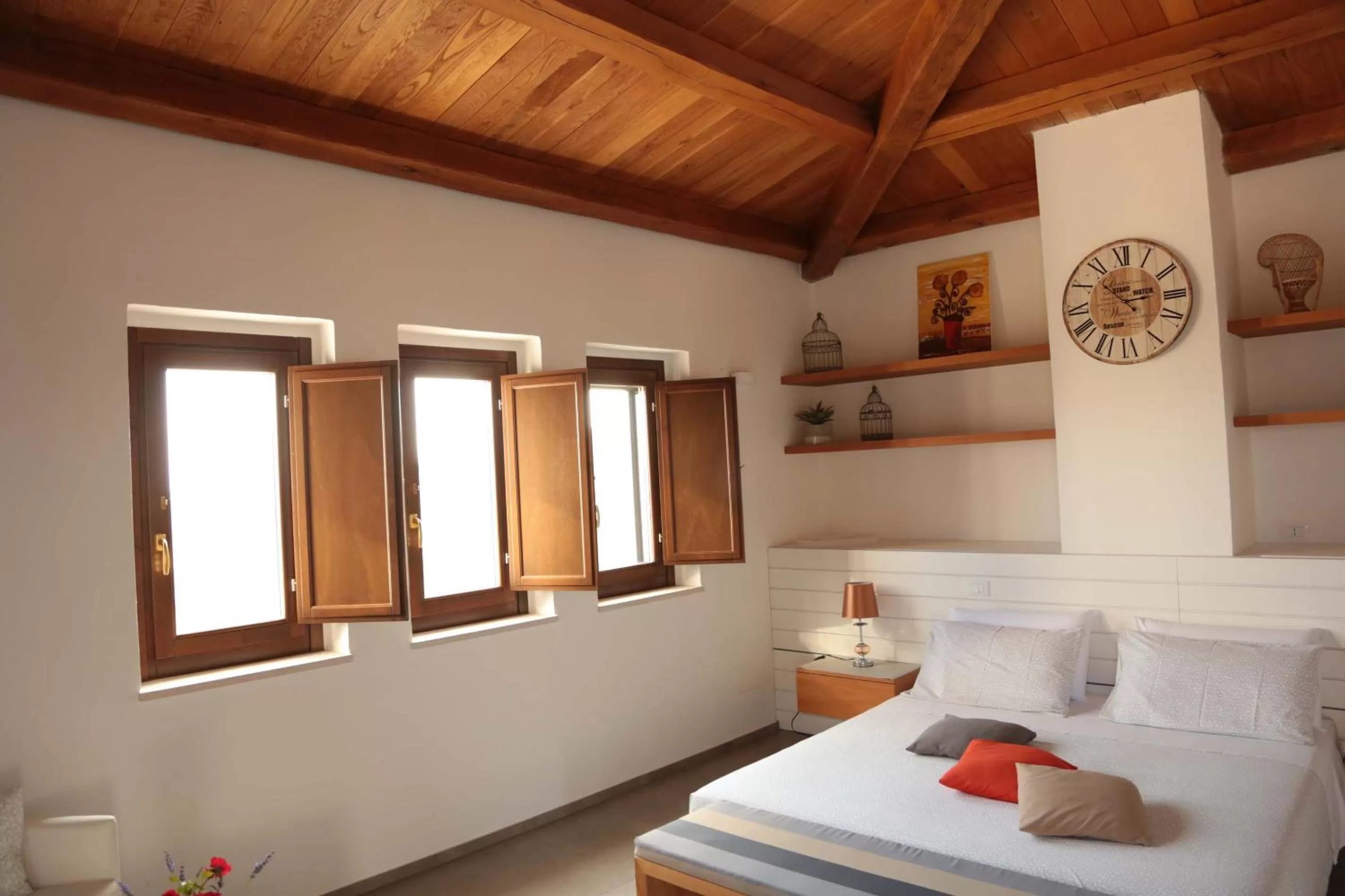 Bed in Villa Angiolina, Molise