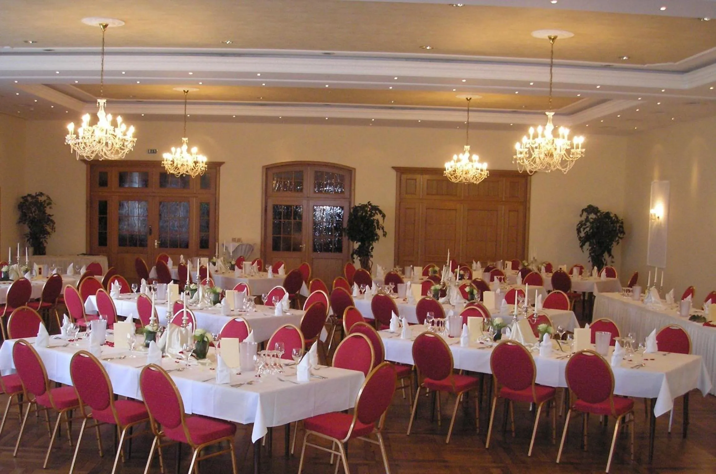 Restaurant/places to eat in Waldhotel Nachtigall