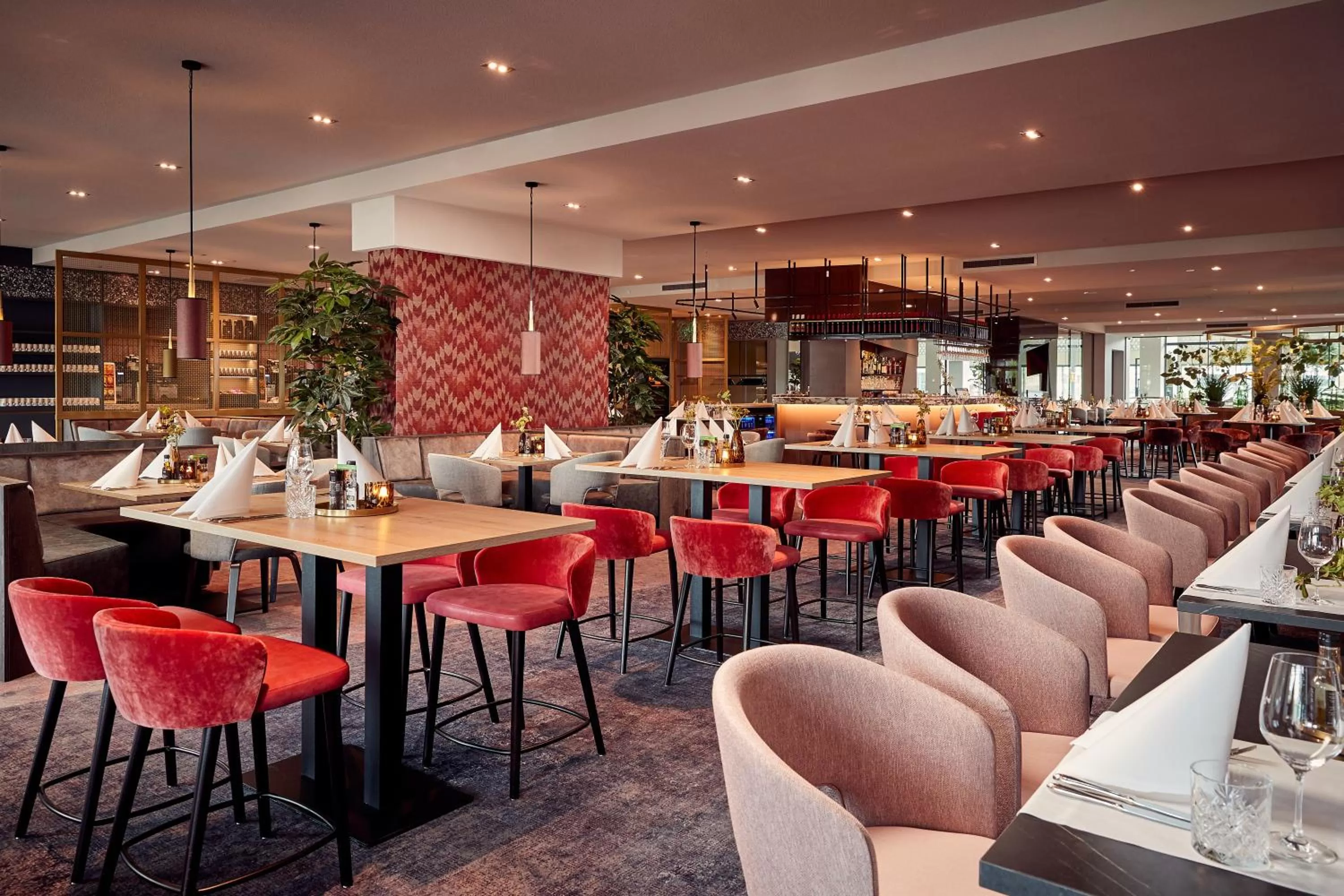 Restaurant/places to eat in Van der Valk Hotel Haarlem