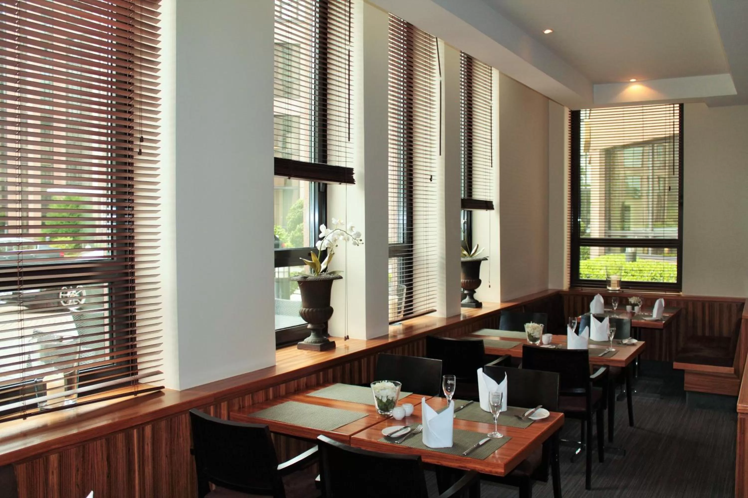 Restaurant/places to eat in relexa hotel Airport Düsseldorf/Ratingen