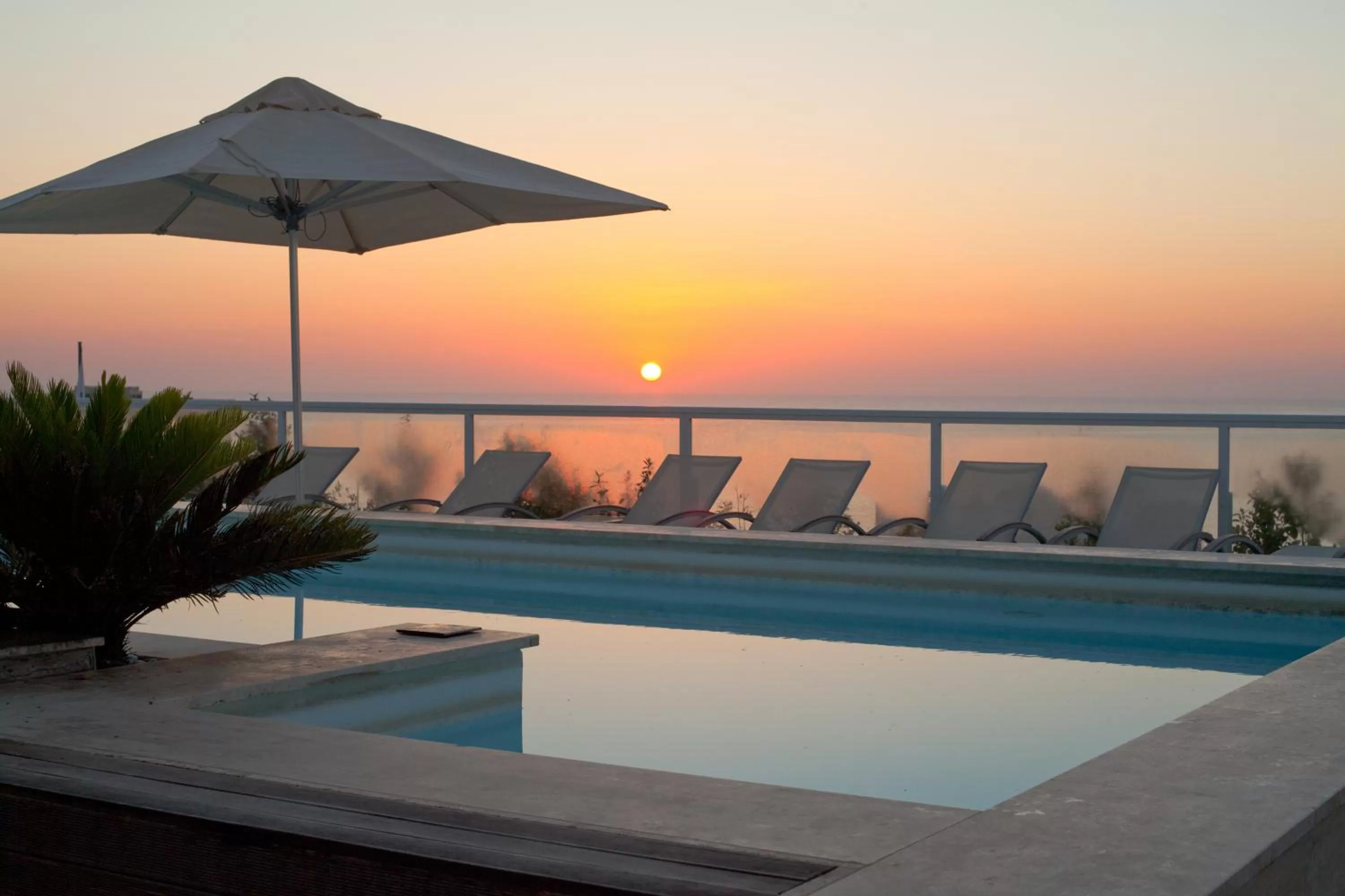 Swimming pool in The George, Urban Boutique Hotel