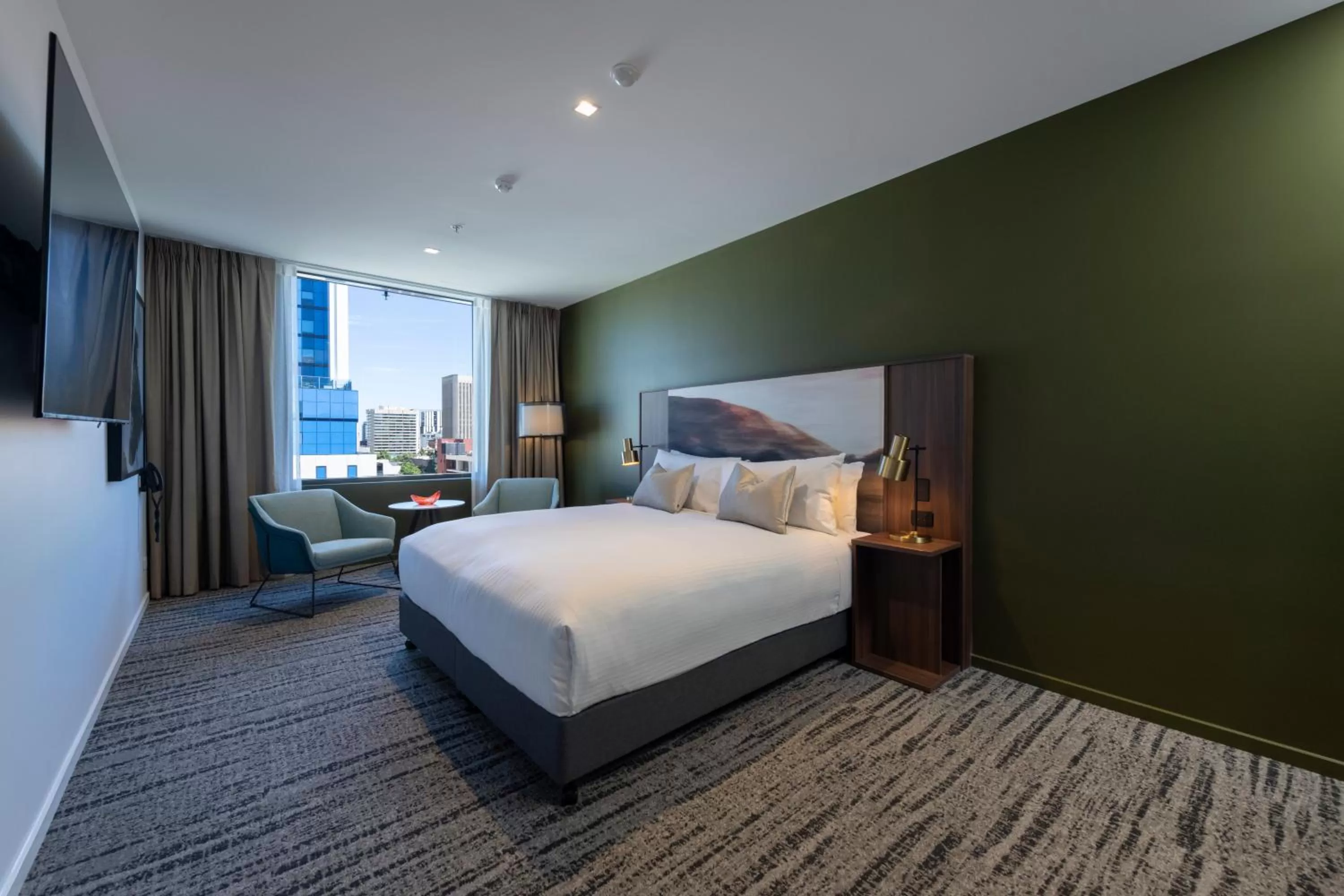 Deluxe King Corner Room in TRYP by Wyndham Pulteney Street Adelaide