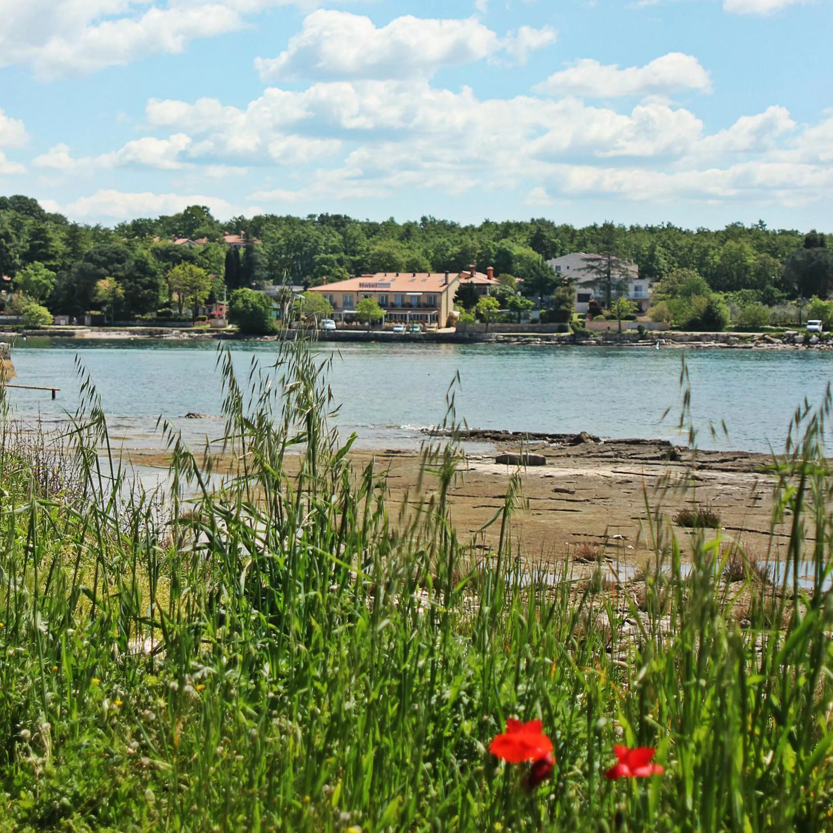 Property building in Hotel Zlatna Vala