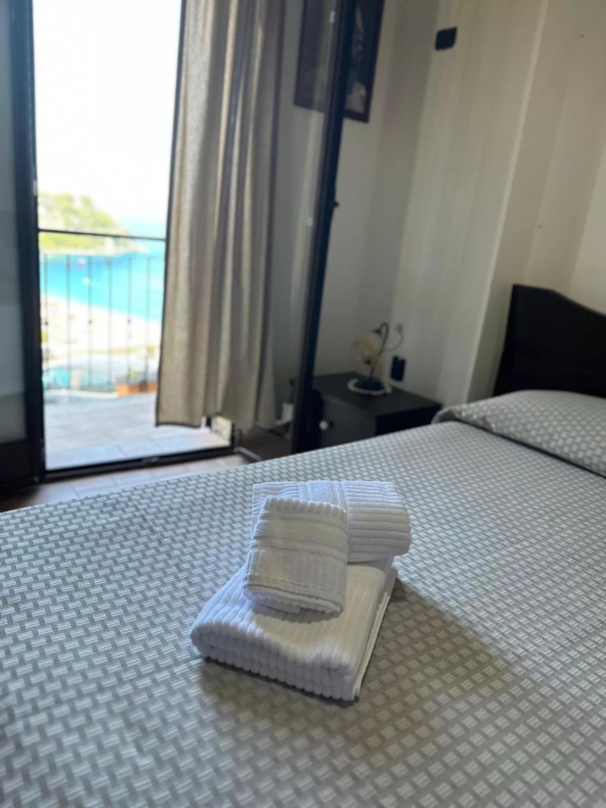 Photo of the whole room, Bed in B&B La Bastia