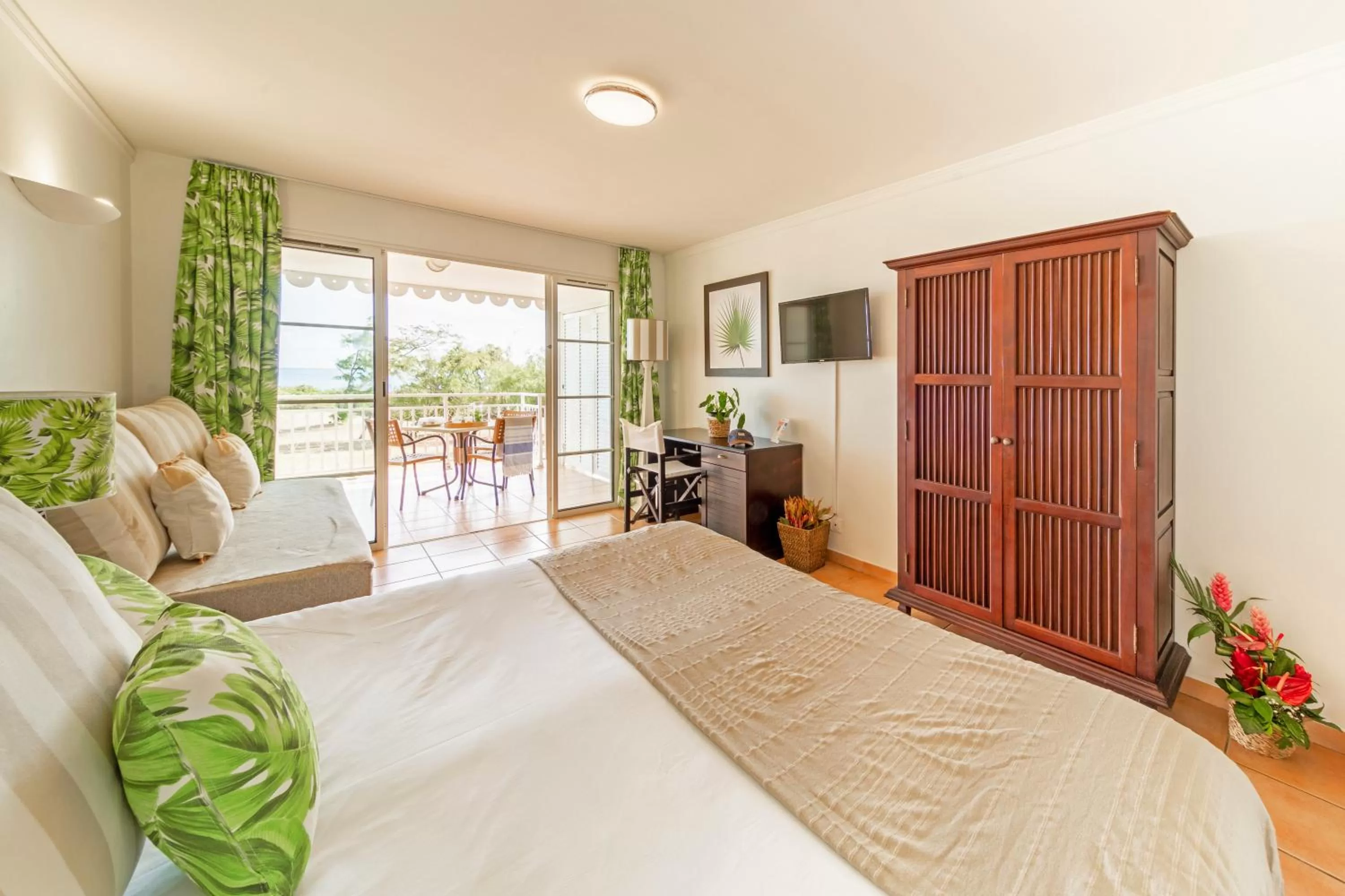 Communal lounge/ TV room, Bed in Village Pierre & Vacances Sainte Anne