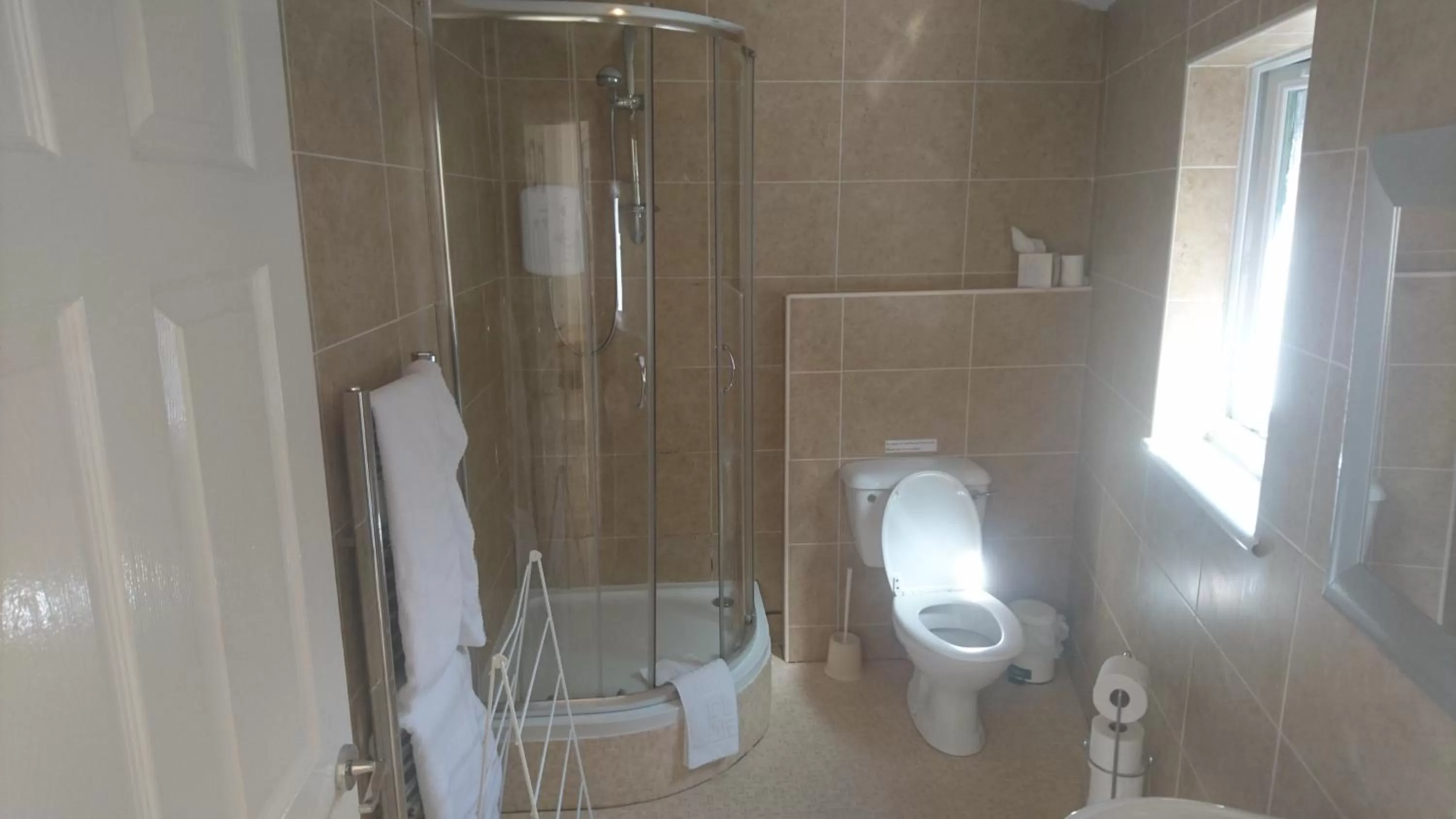 Bathroom in Glenfern Guest House and a separate Cottage with its own private hot tub