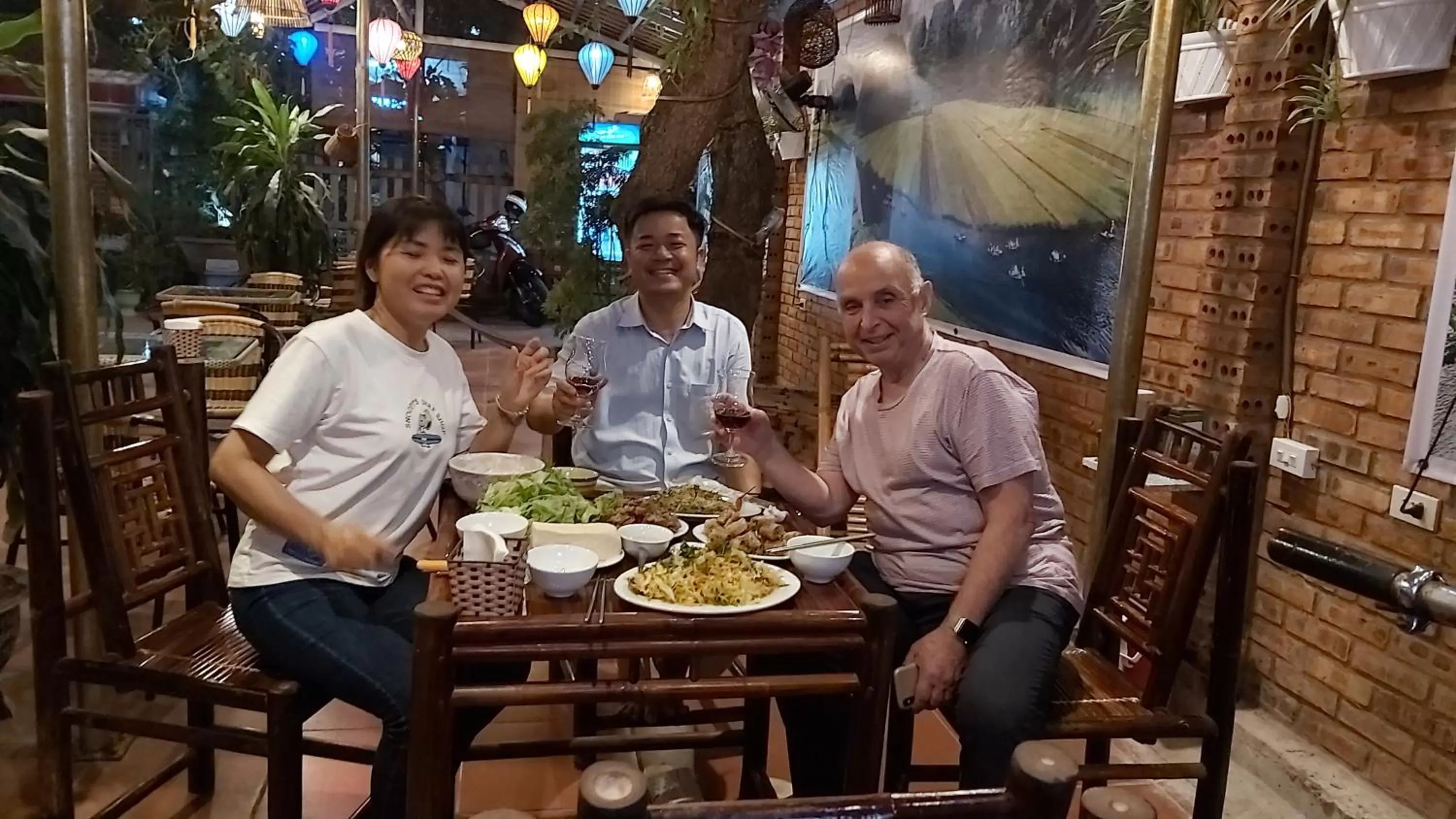 Tam Coc Family Hotel