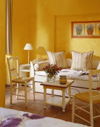 Decorative detail in Hôtel Bonaparte