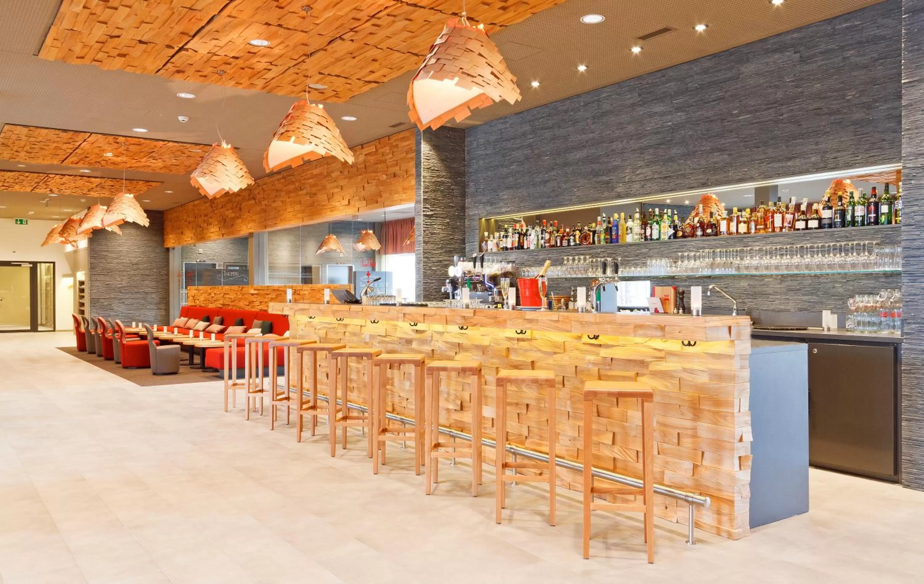 Lounge or bar in SwissEver Hotel Zug