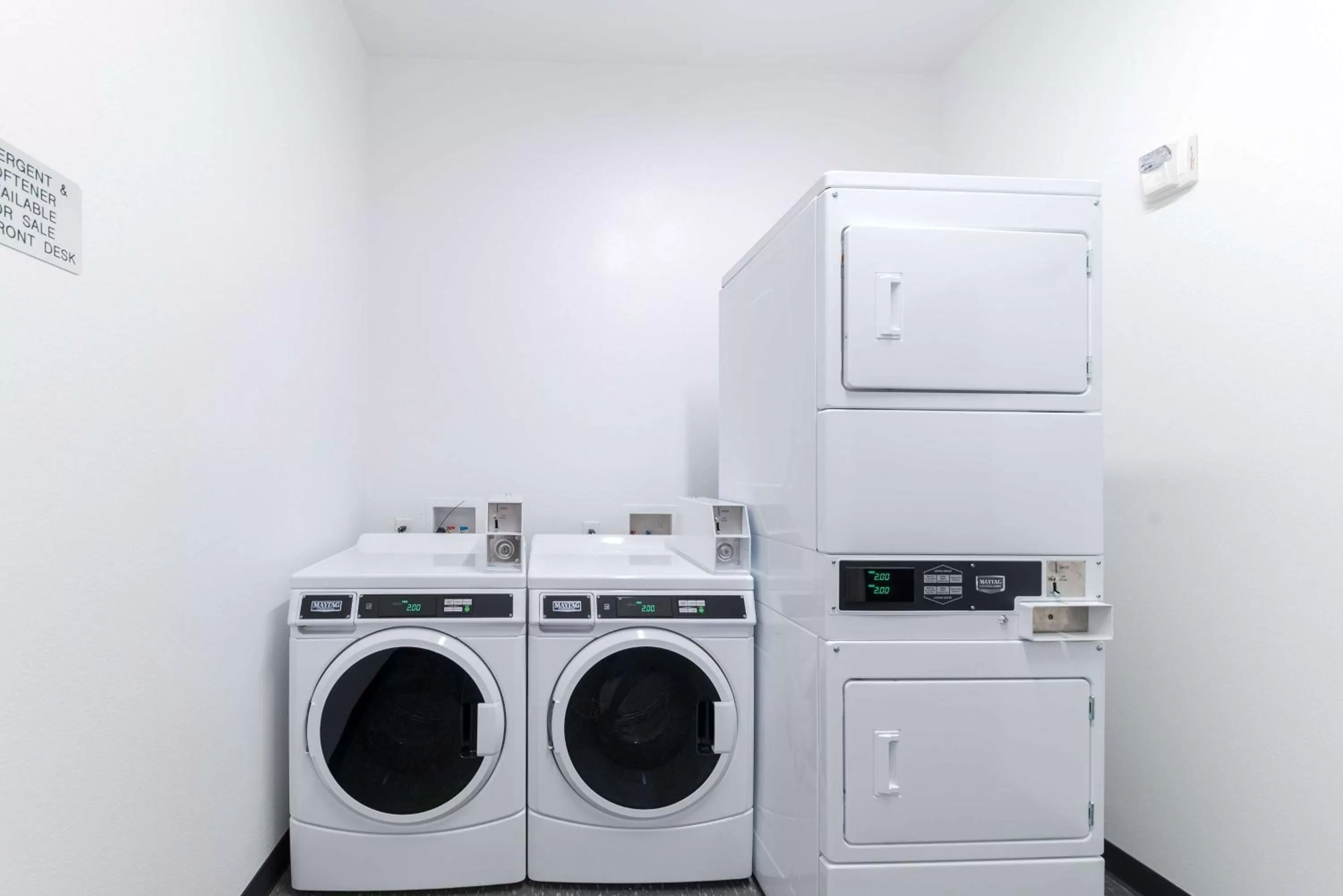 laundry in Motel 6 Fort Worth, TX - North - Saginaw