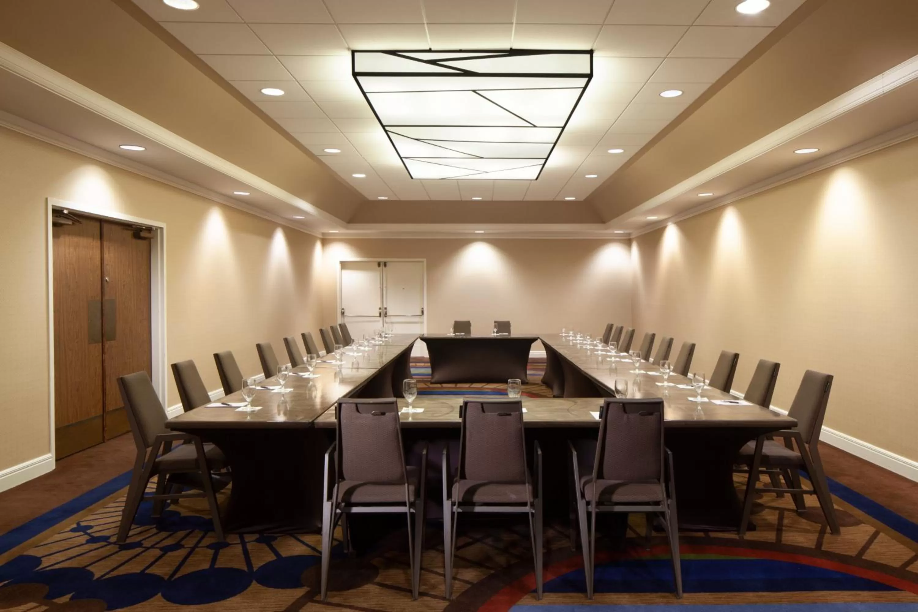 Meeting/conference room in Sheraton Anchorage Hotel