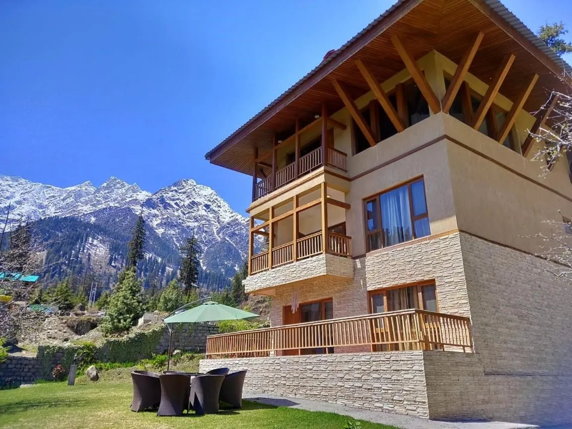 Solang Valley Resort