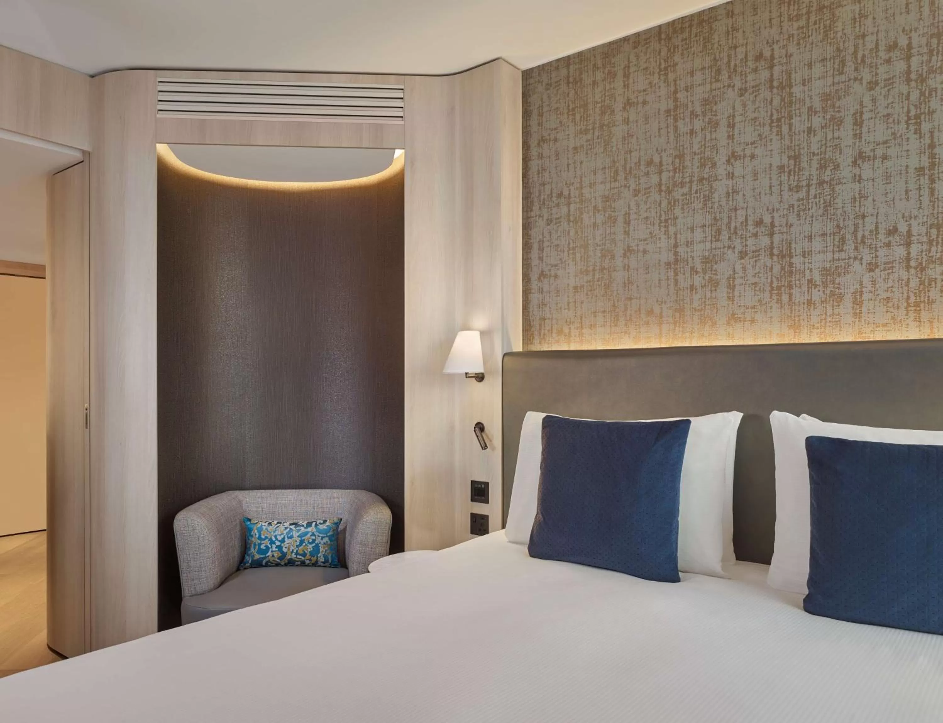 Bed in The Westminster London, Curio Collection by Hilton