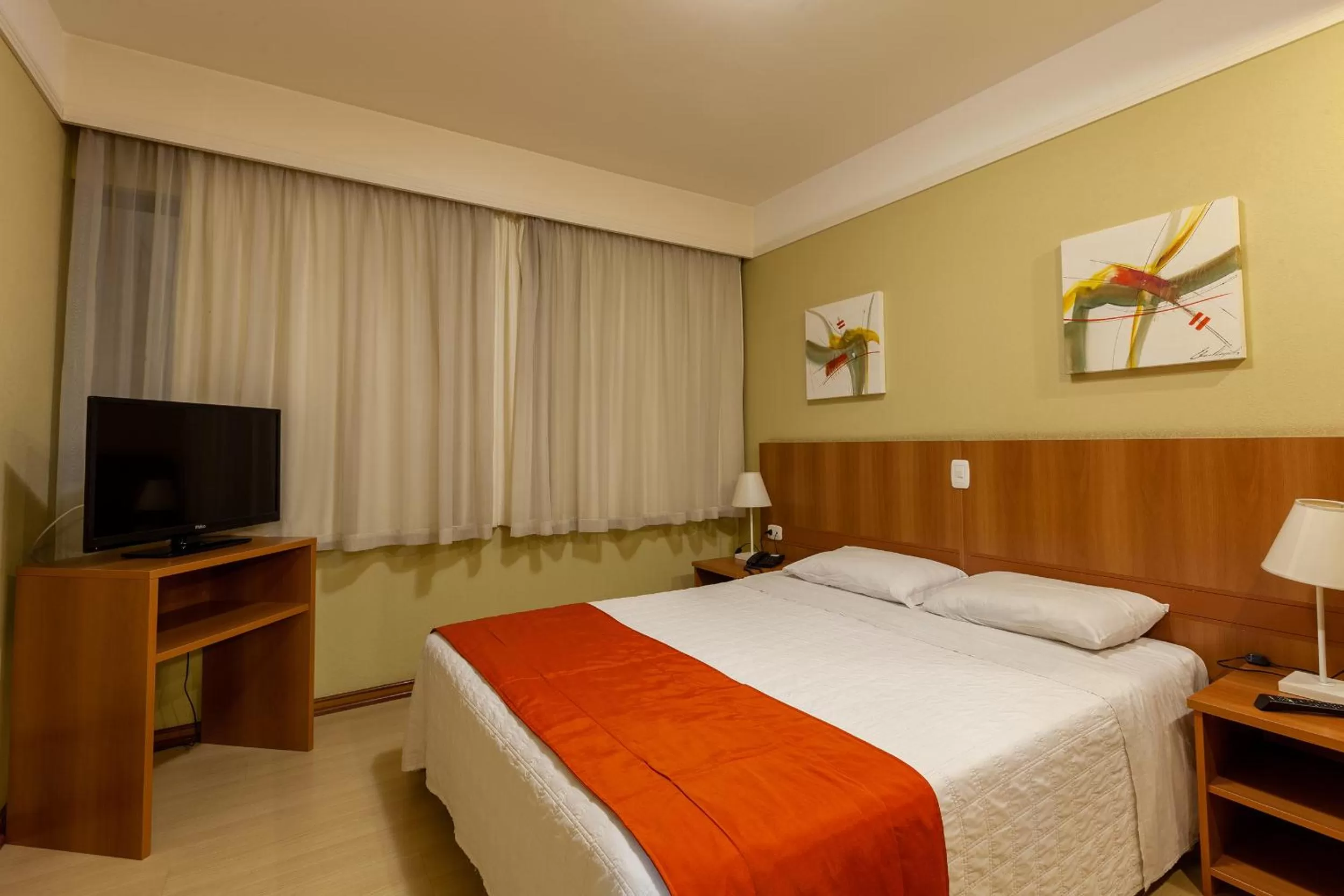 Bedroom, Bed in Tri Hotel Executive Caxias