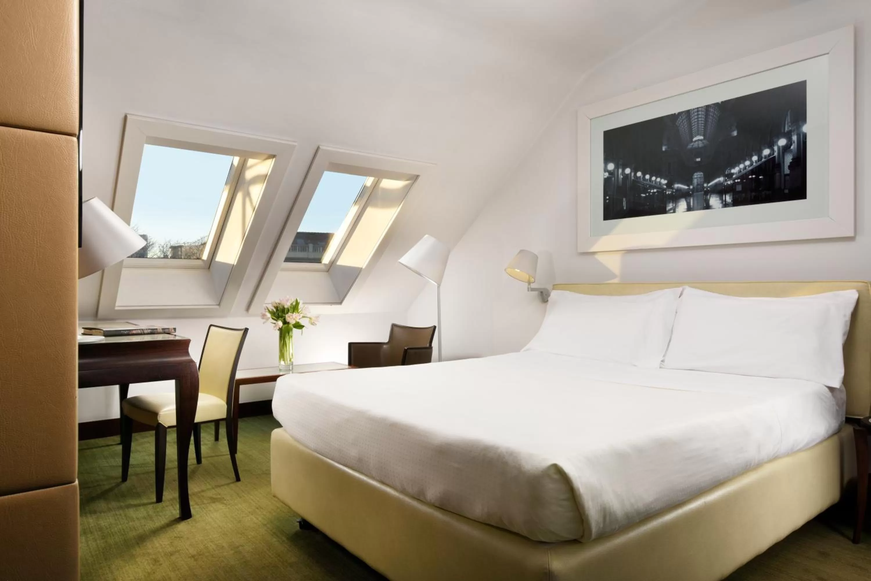 Bedroom, Bed in UNA Hotels Cusani Milano