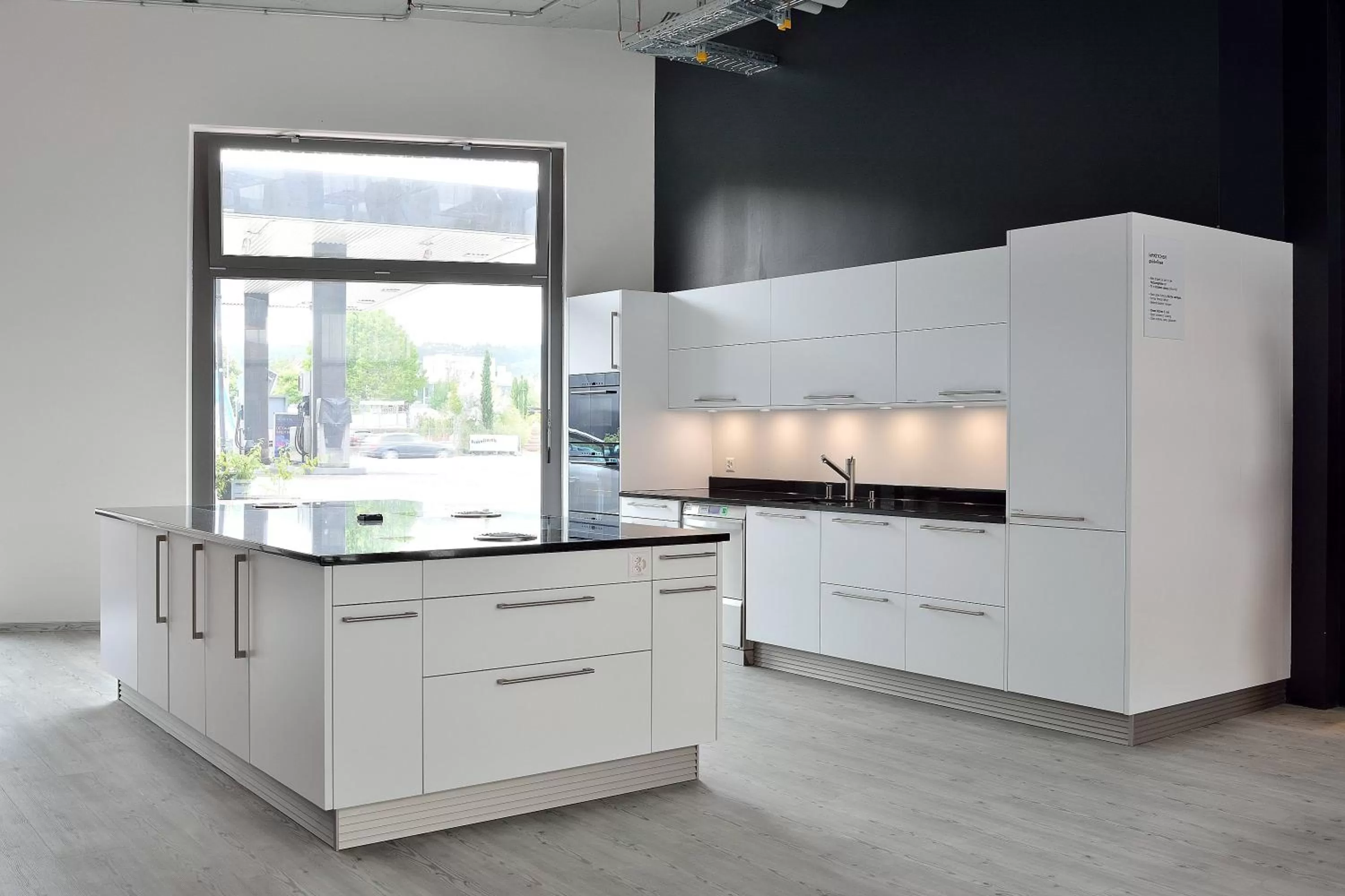 Kitchen or kitchenette in Residence Thessoni Home Zurich -self checkin -no restaurants-short&longstay