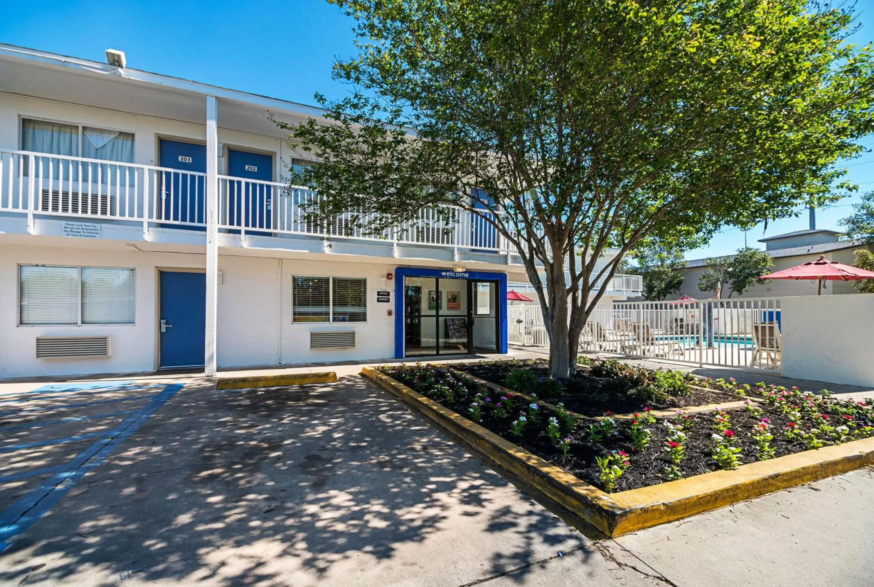Property building in Motel 6-Corpus Christi, TX - Northwest