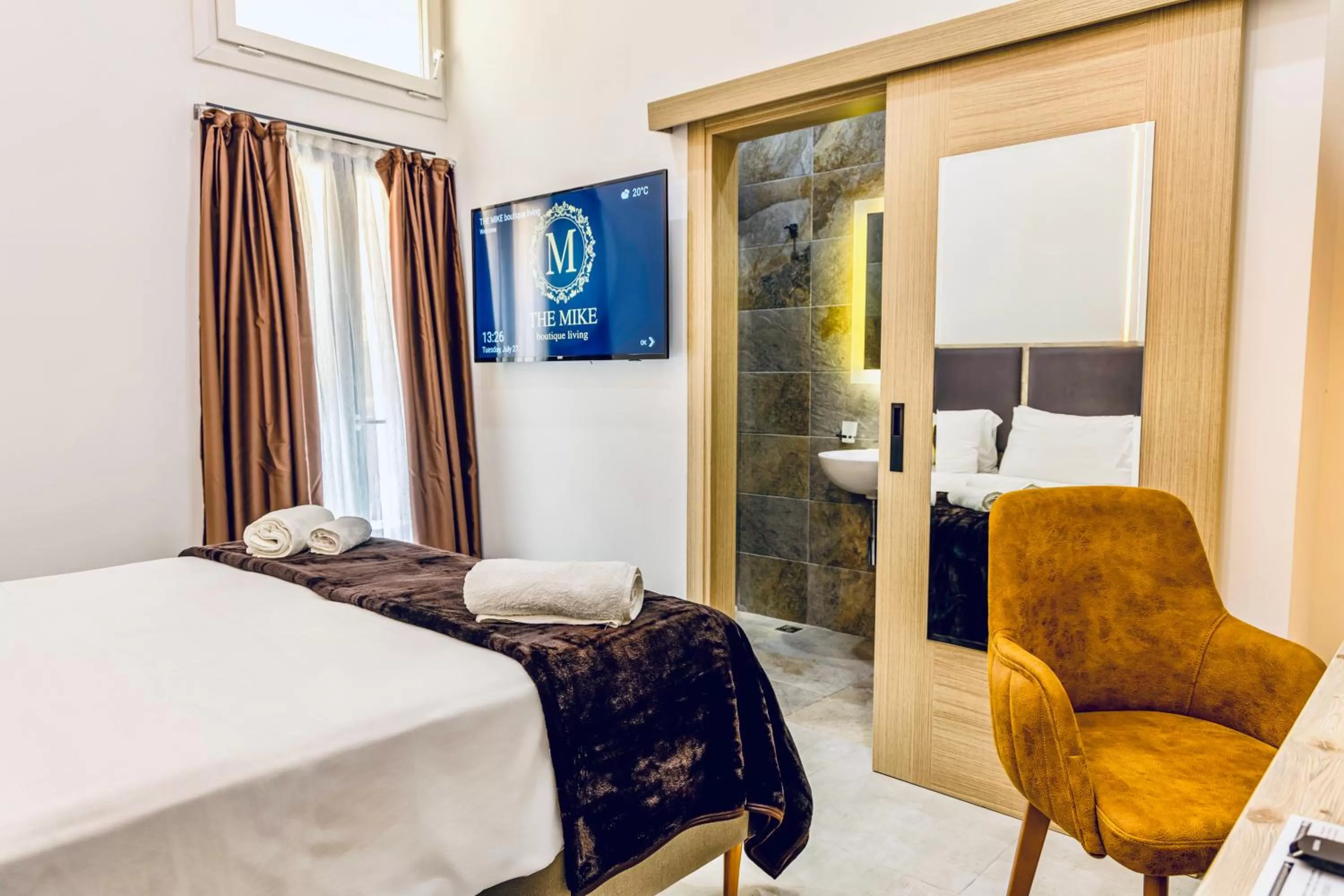 Bed in The Mike Hotel by CX Collection