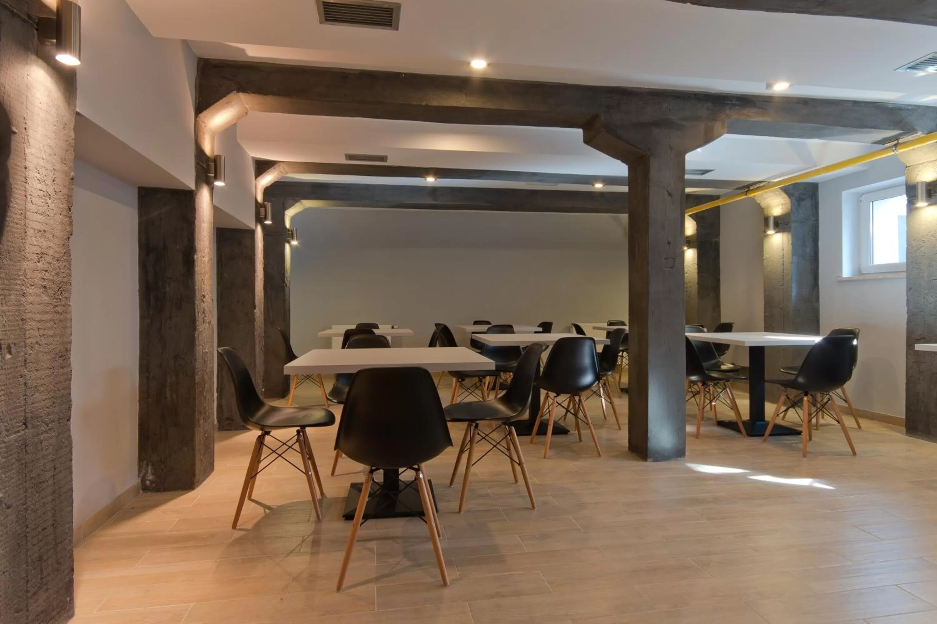 Restaurant/places to eat in B&B Molo