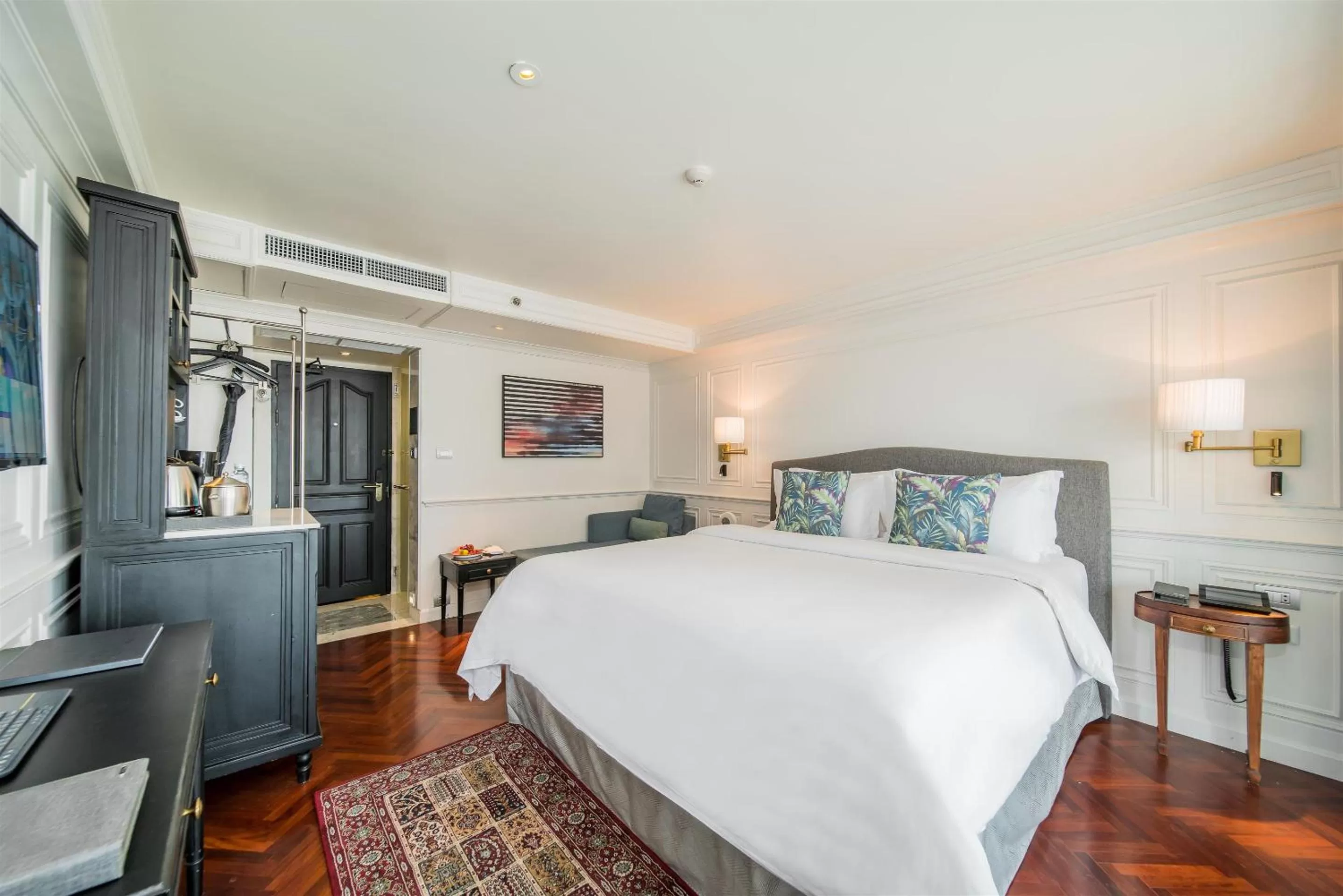 Bedroom, Bed in Akara Hotel