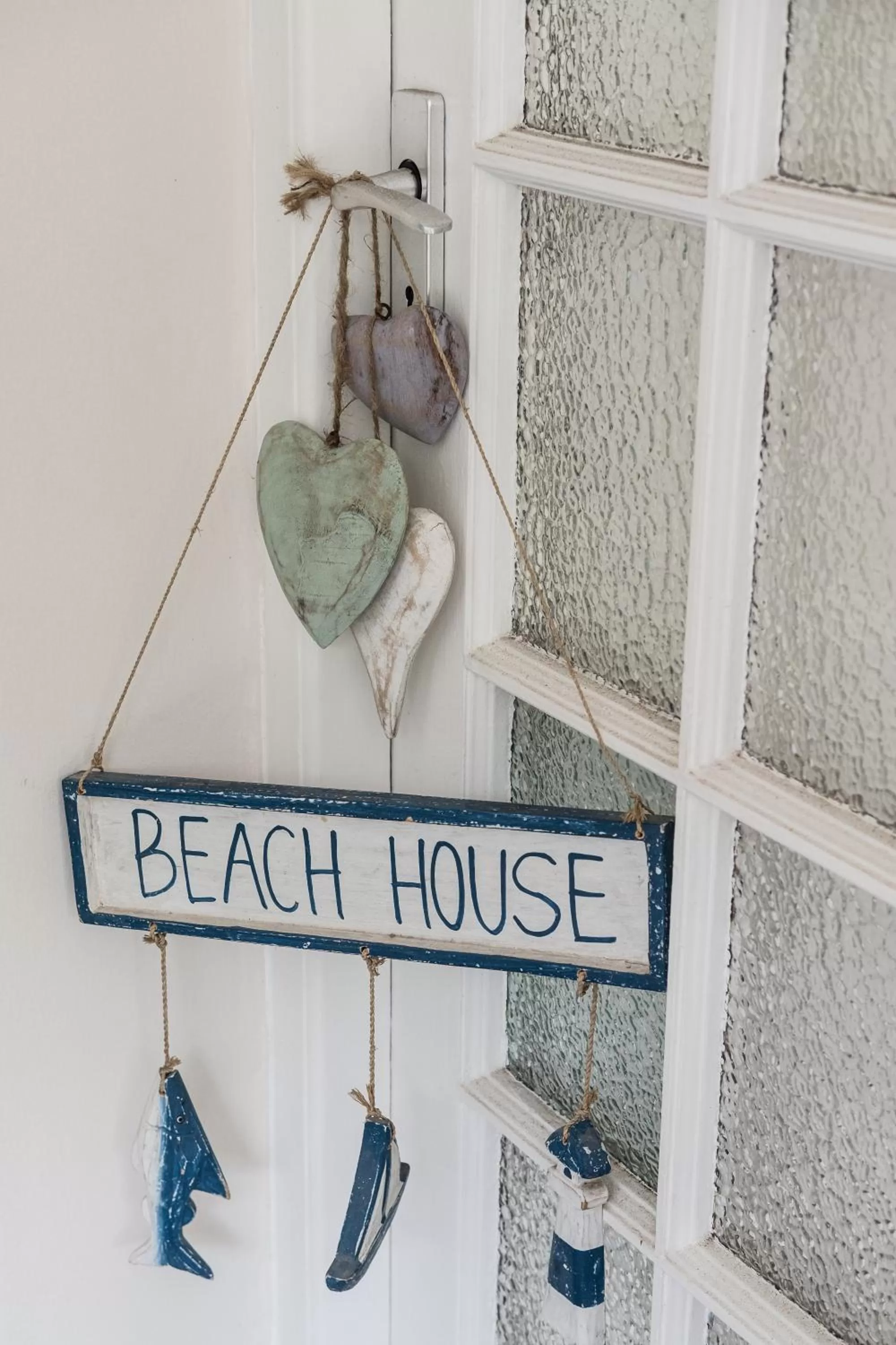 Decorative detail in On the Bay