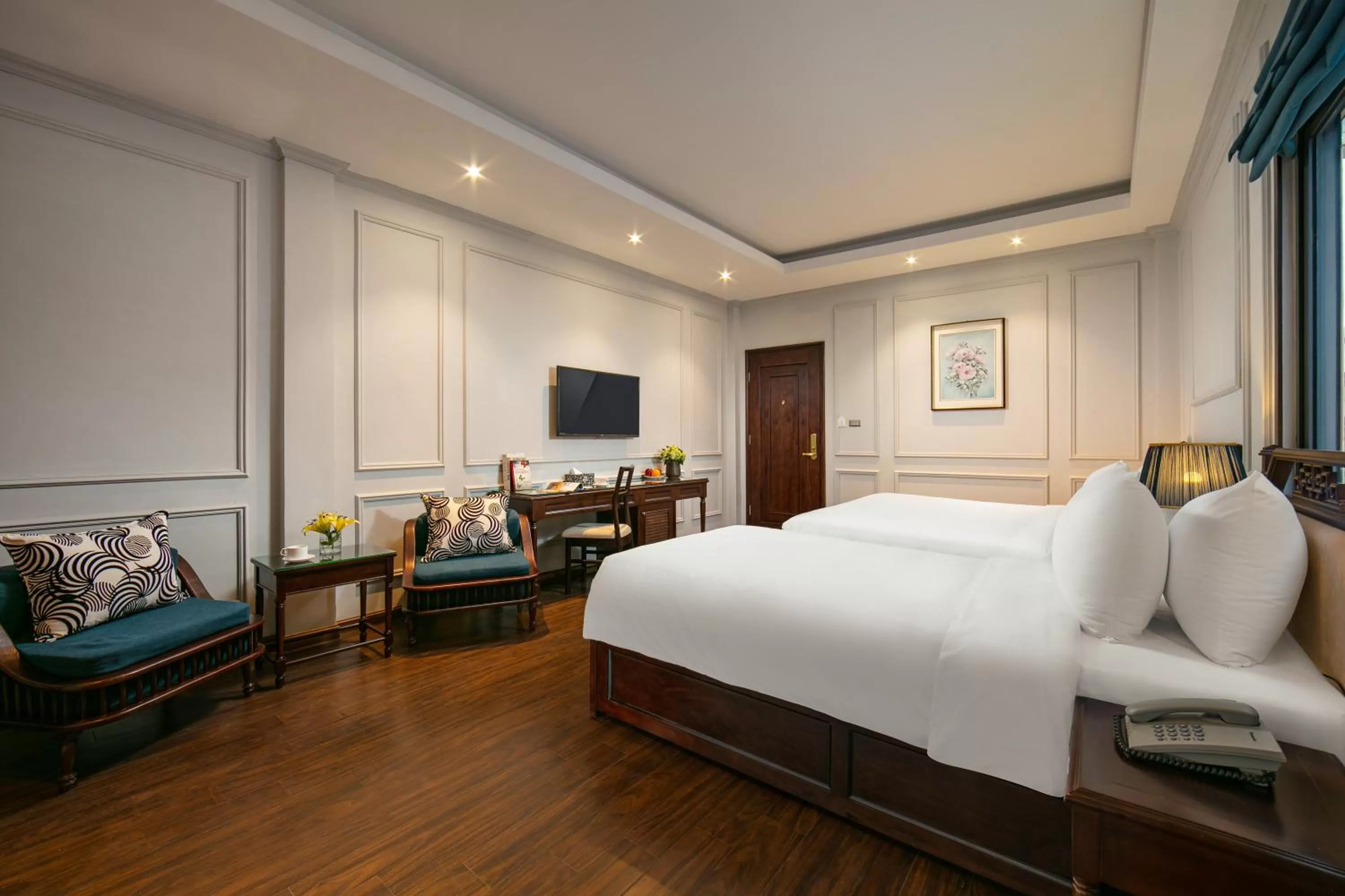 Bed in Salute Premium Hotel & Spa