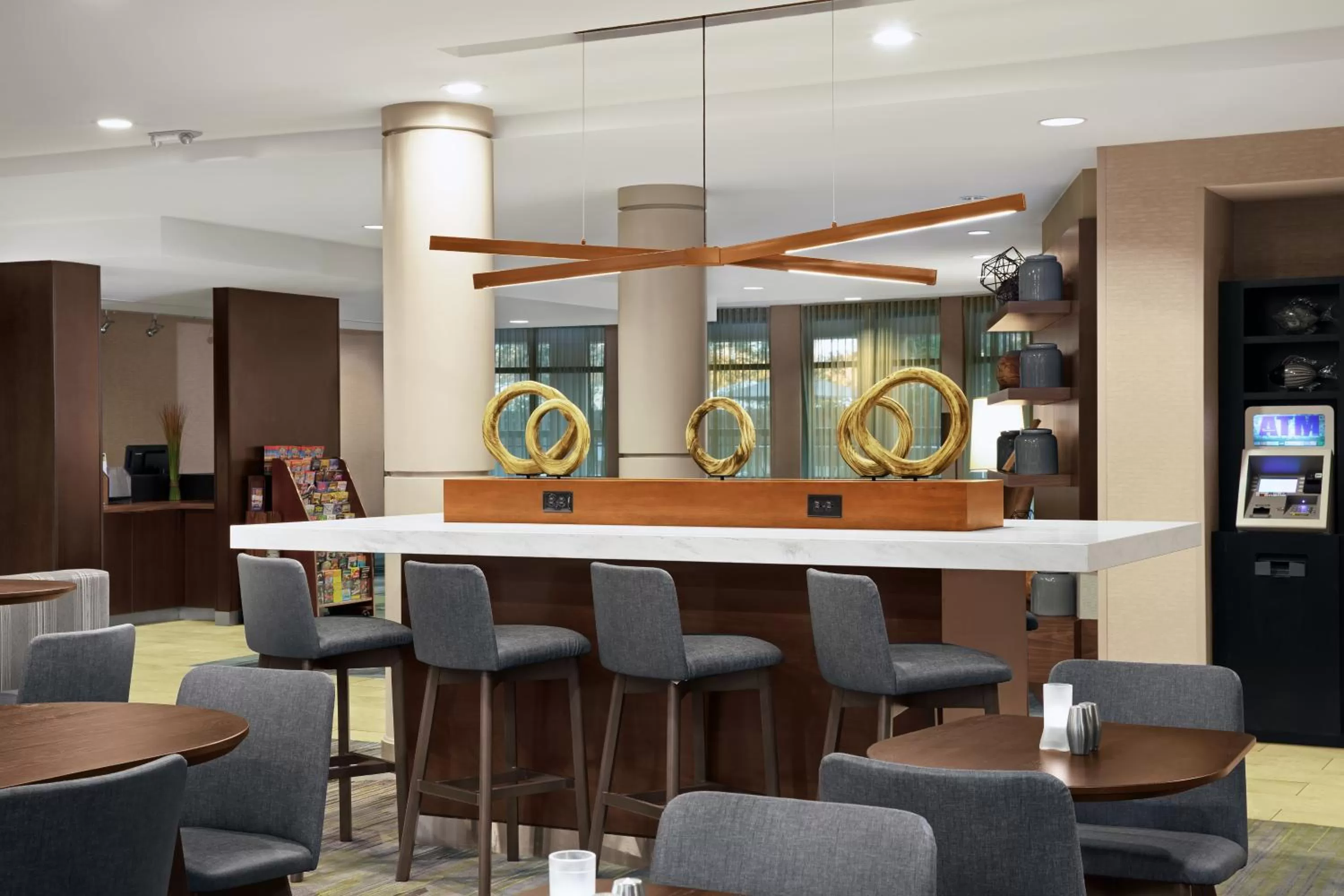 Communal lounge/ TV room in Courtyard by Marriott St. Augustine I-95