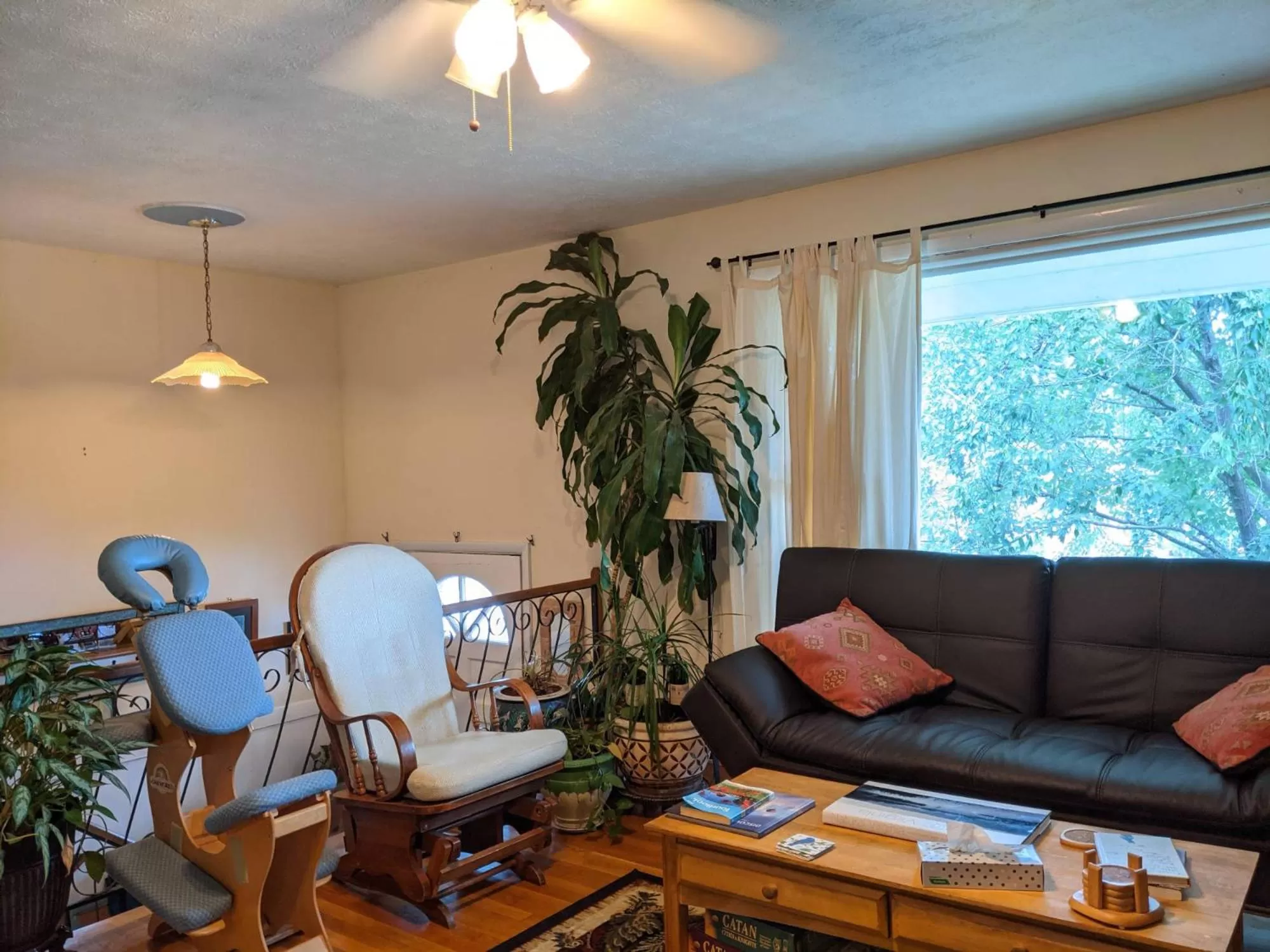Living room in Fairhaven Guesthouse