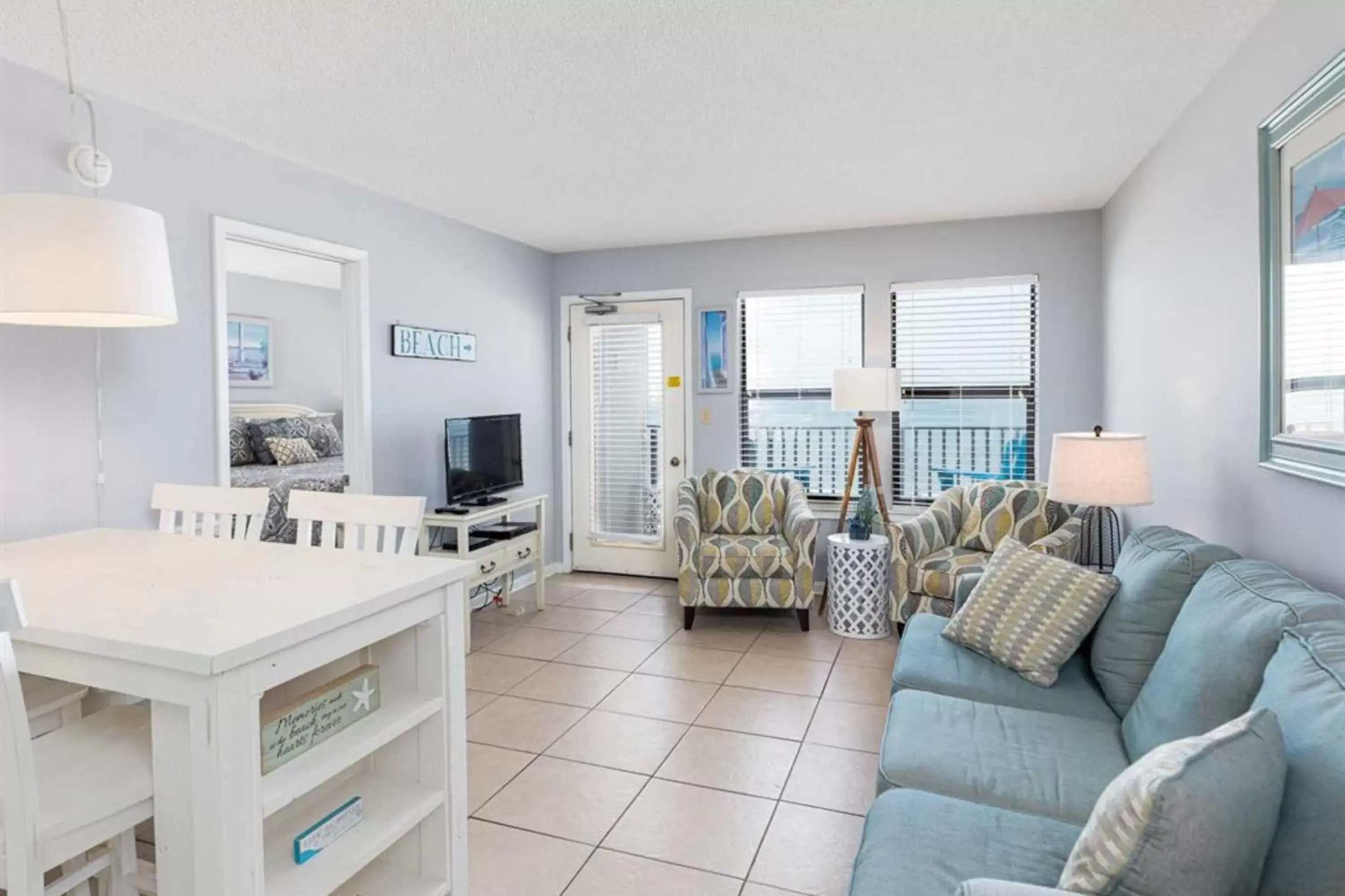 Two Bedroom Apartment in Island Sunrise II Two Bedroom Apartment in Island Sunrise II